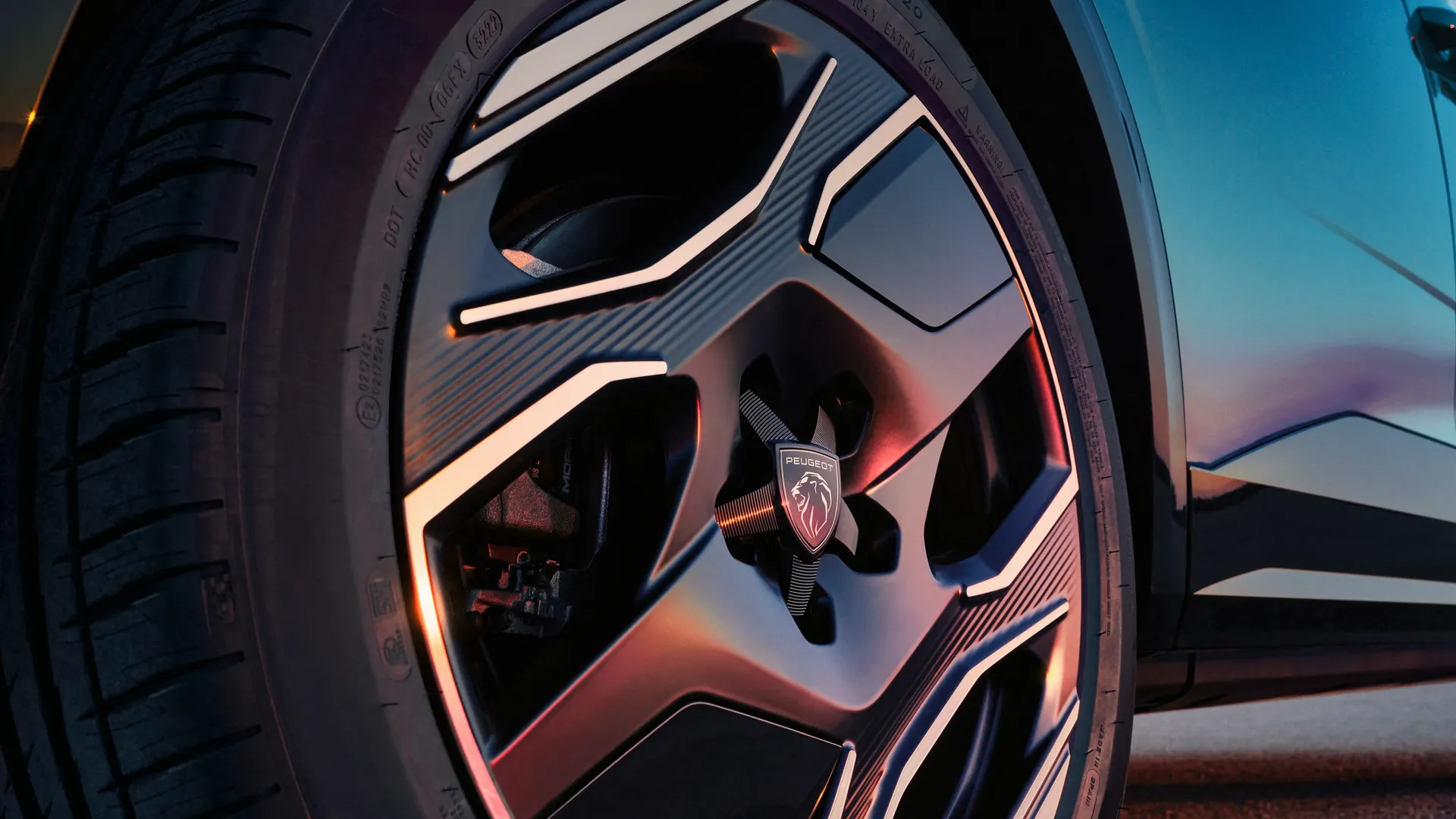 Elettronuti - Peugeot e-3008