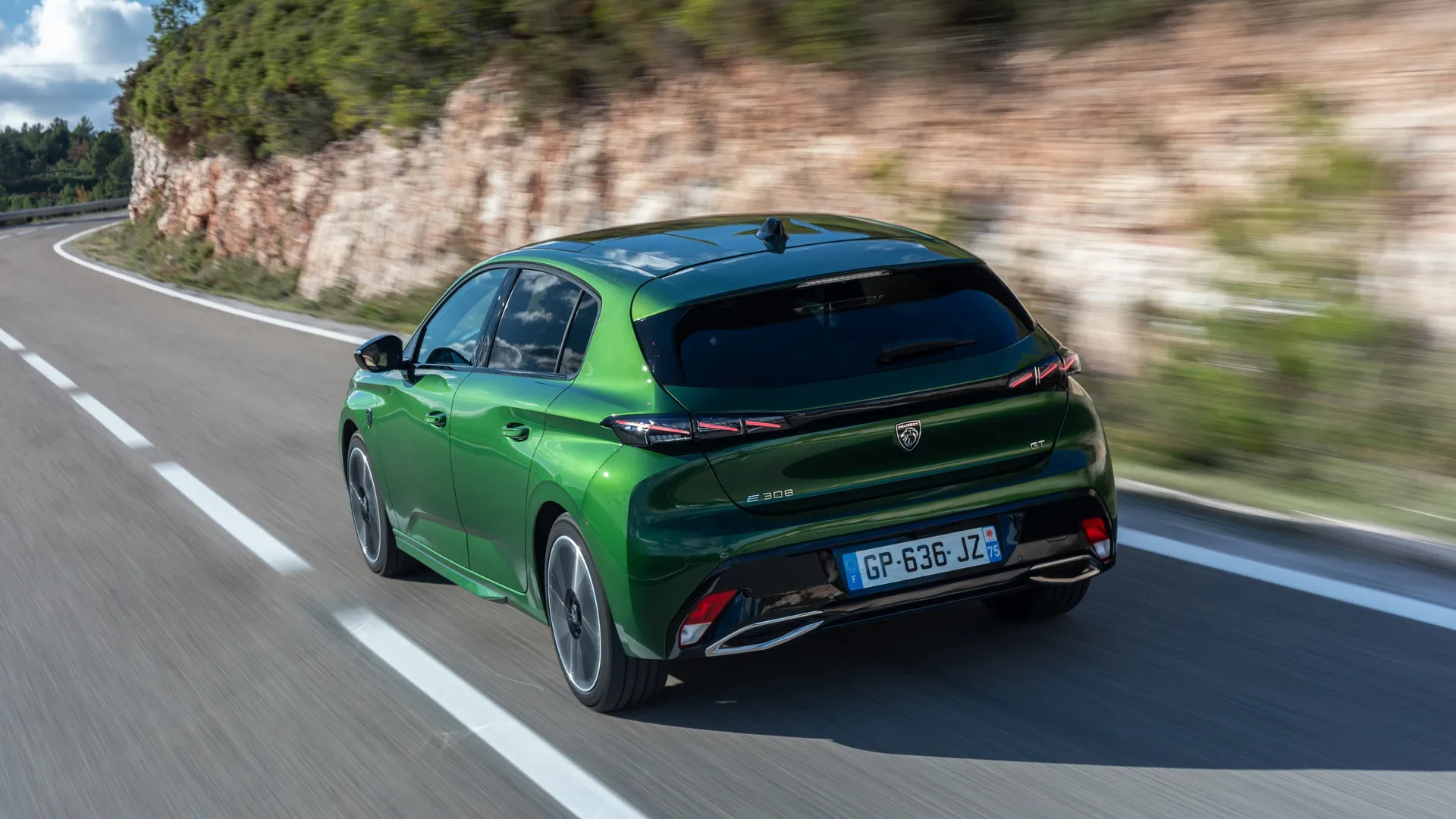 Elettronauti - Peugeot e-308