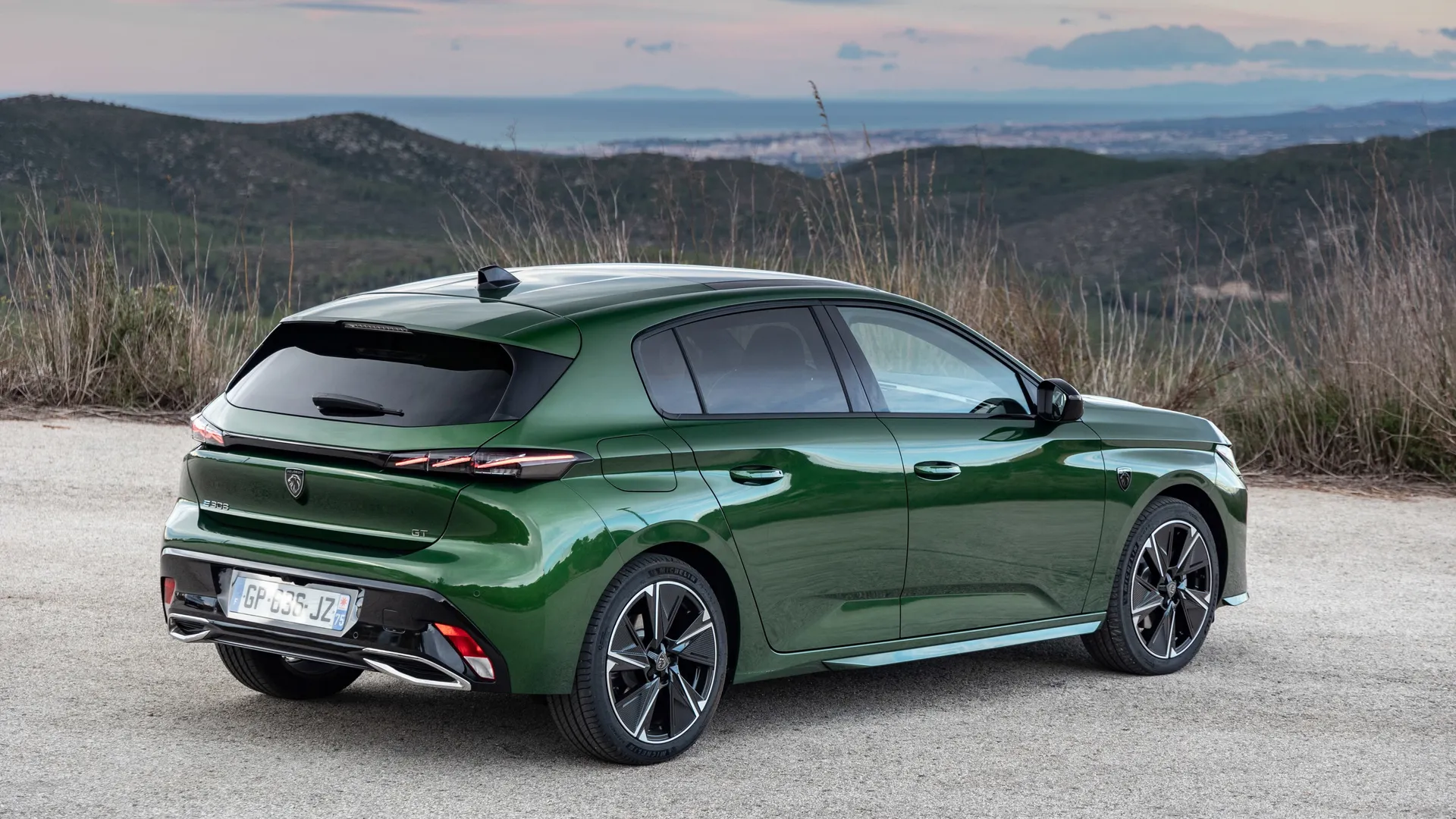 Elettronauti - Peugeot e-308
