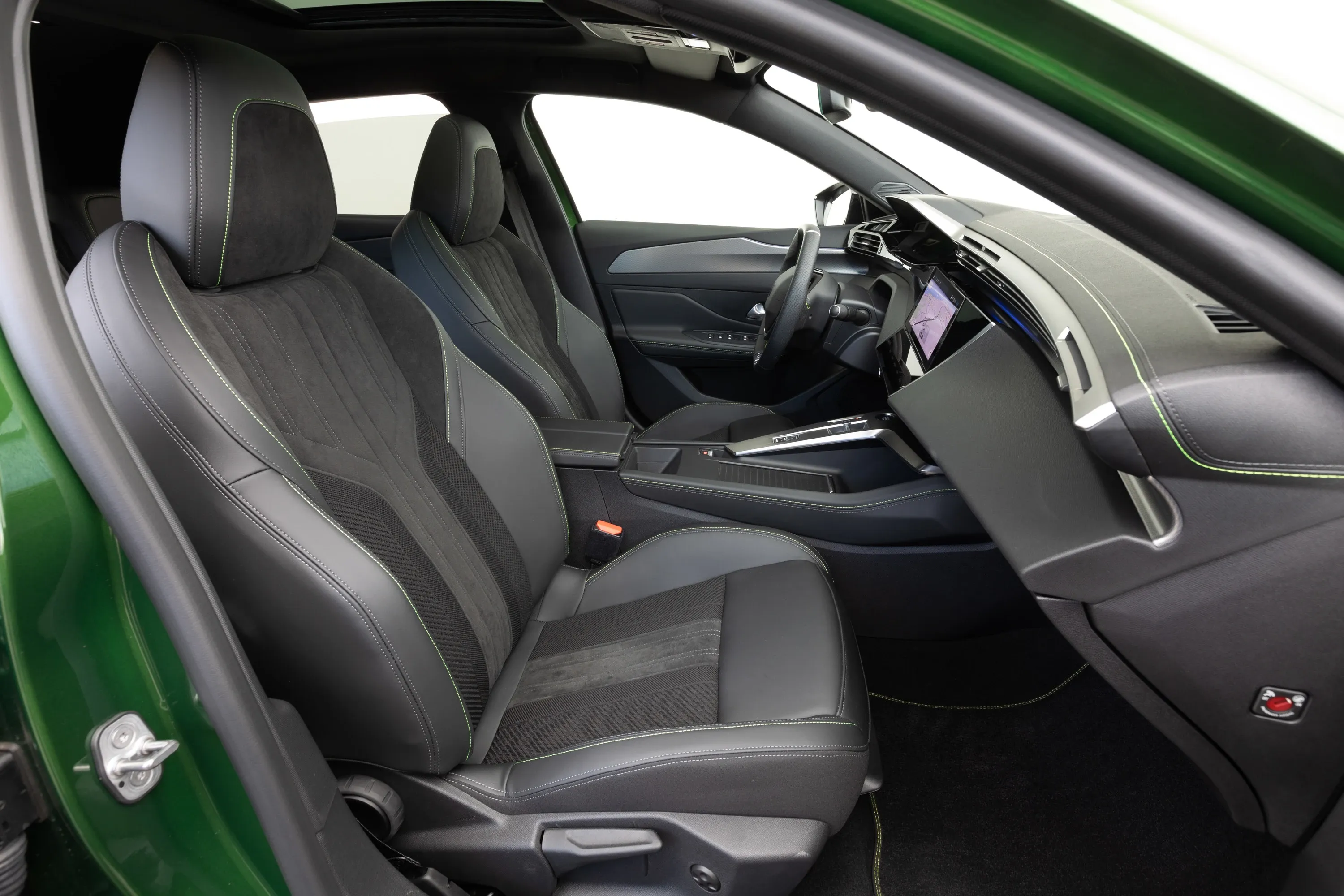 Elettronauti - Peugeot e-308
