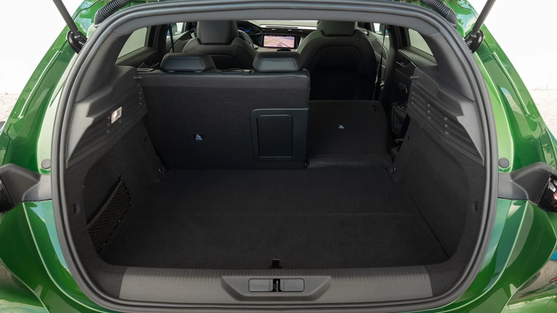 Elettronauti - Peugeot e-308