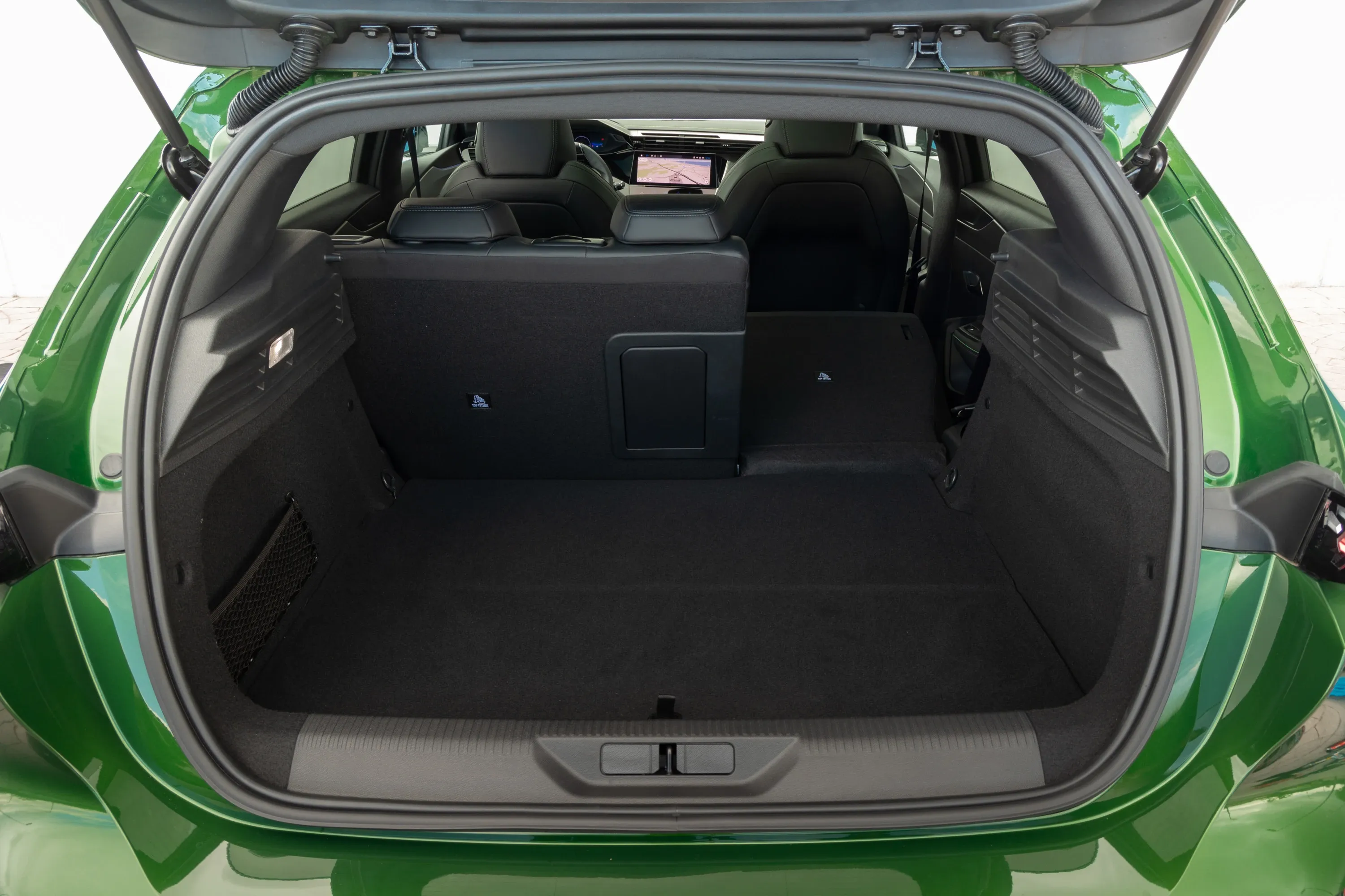 Elettronauti - Peugeot e-308