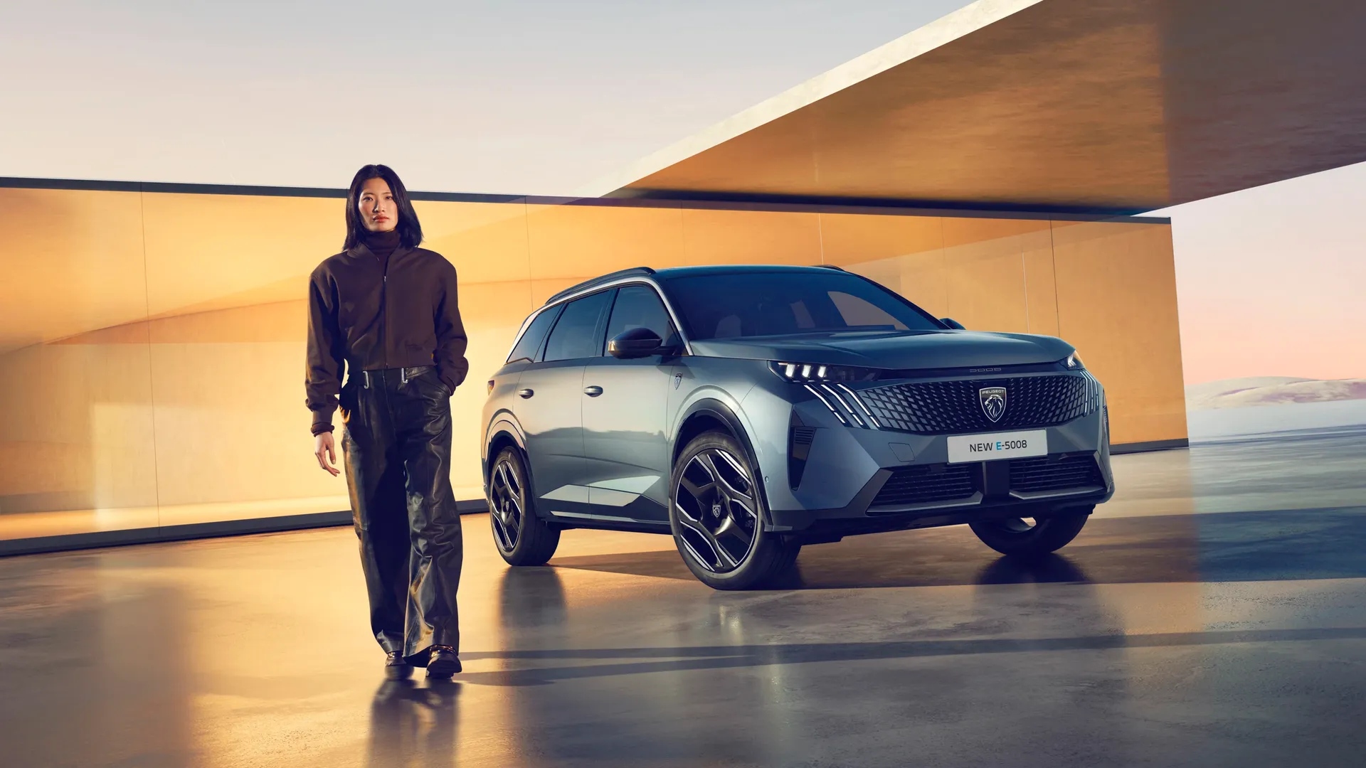 Elettronauti - Peugeot e-5008