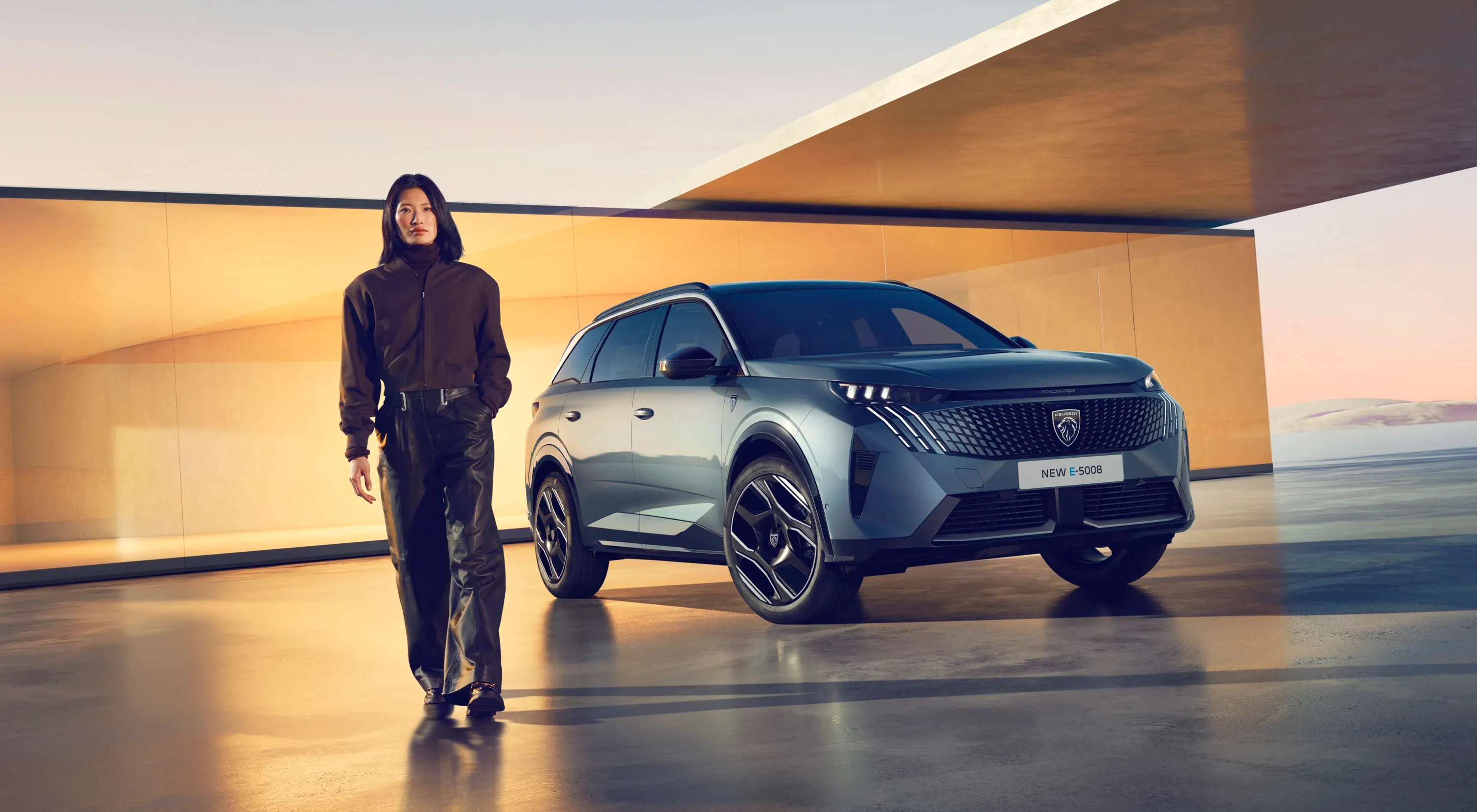 Elettronauti - Peugeot e-5008