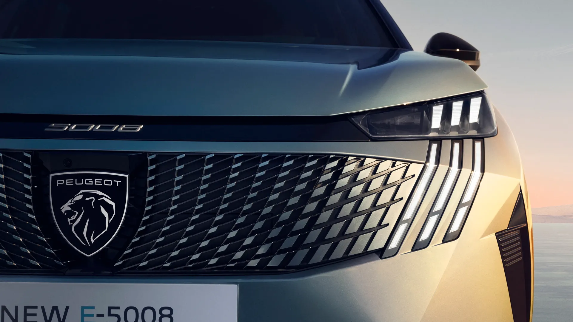 Elettronauti - Peugeot e-5008