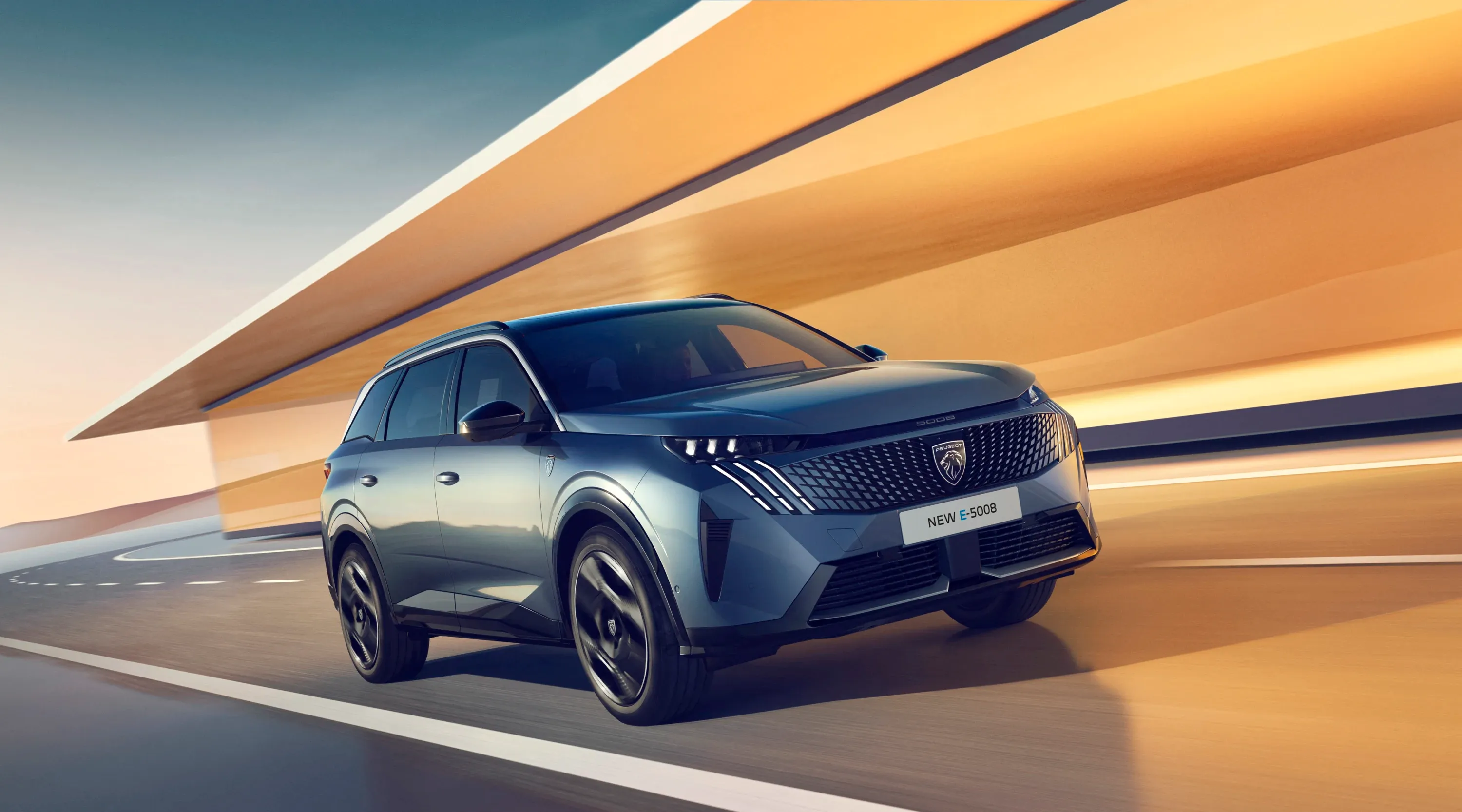 Elettronauti - Peugeot e-5008