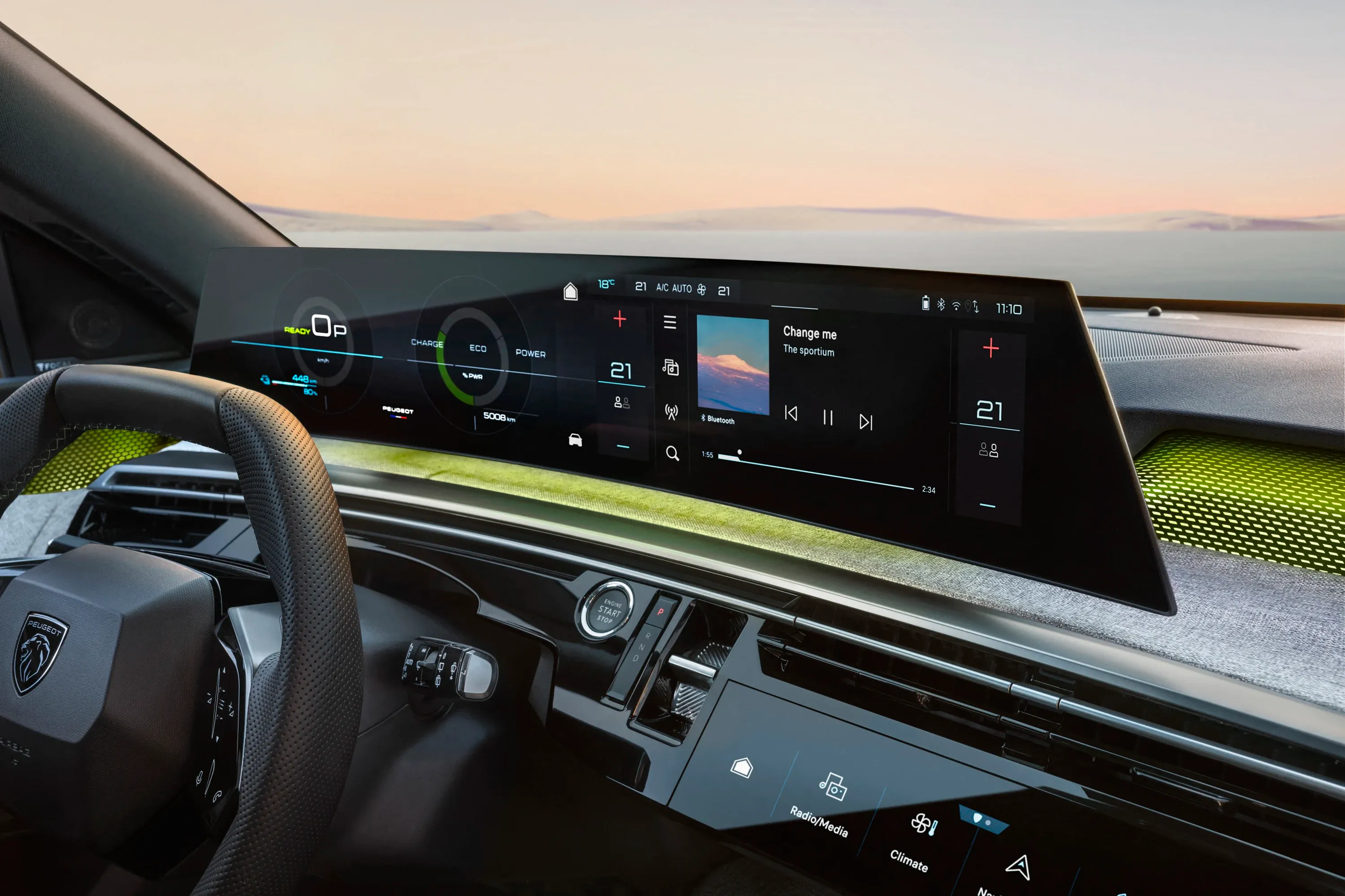 Elettronauti - Peugeot e-5008