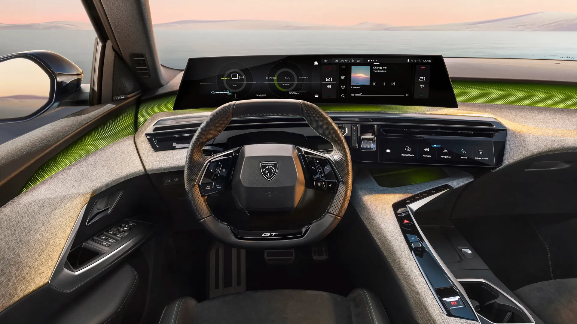 Elettronauti - Peugeot e-5008