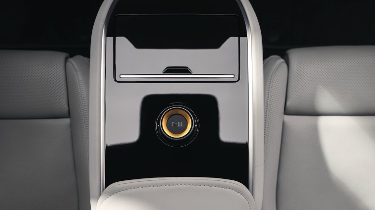 Polestar 5 Performance