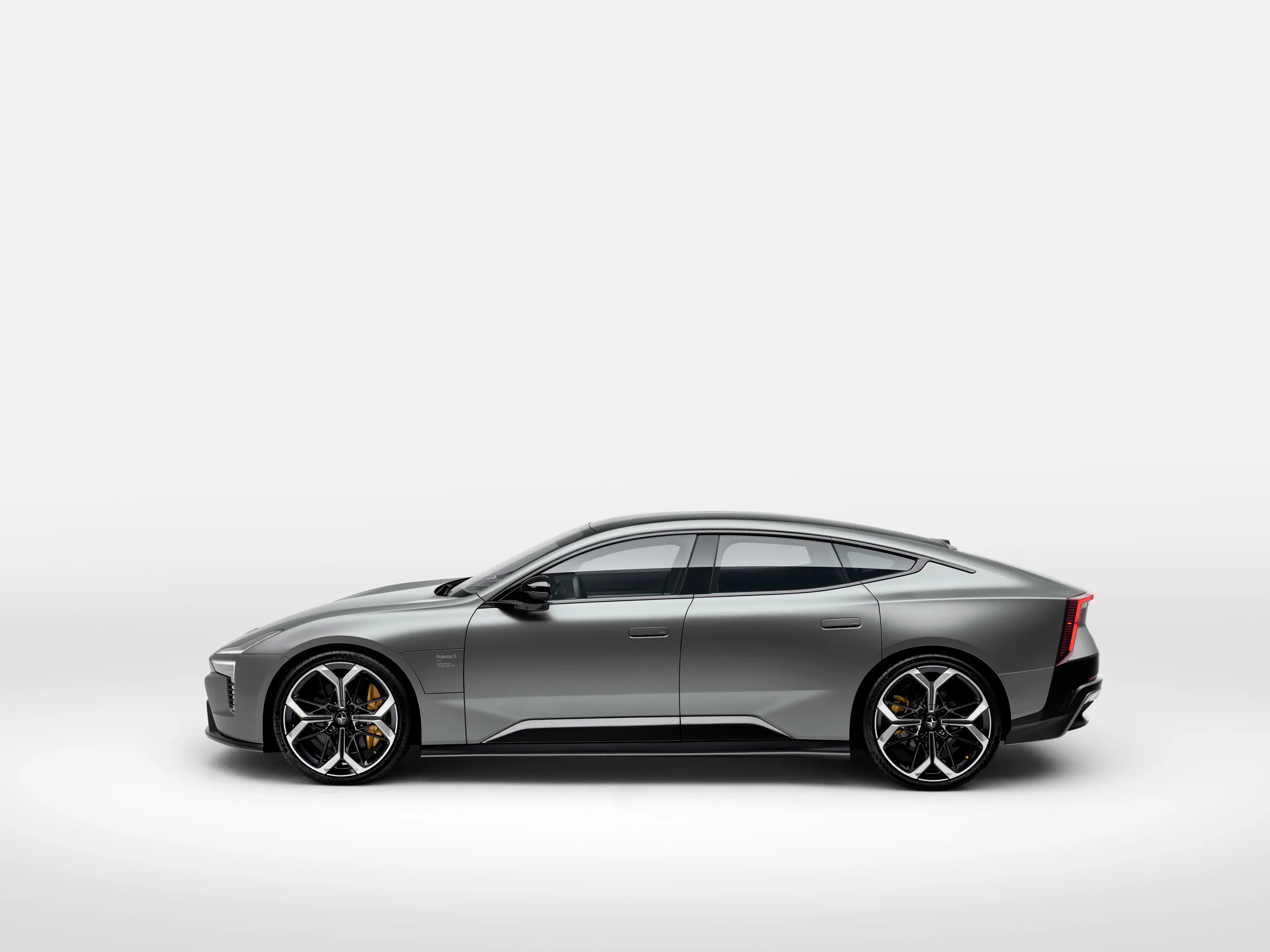 Polestar 5 Dual Motor