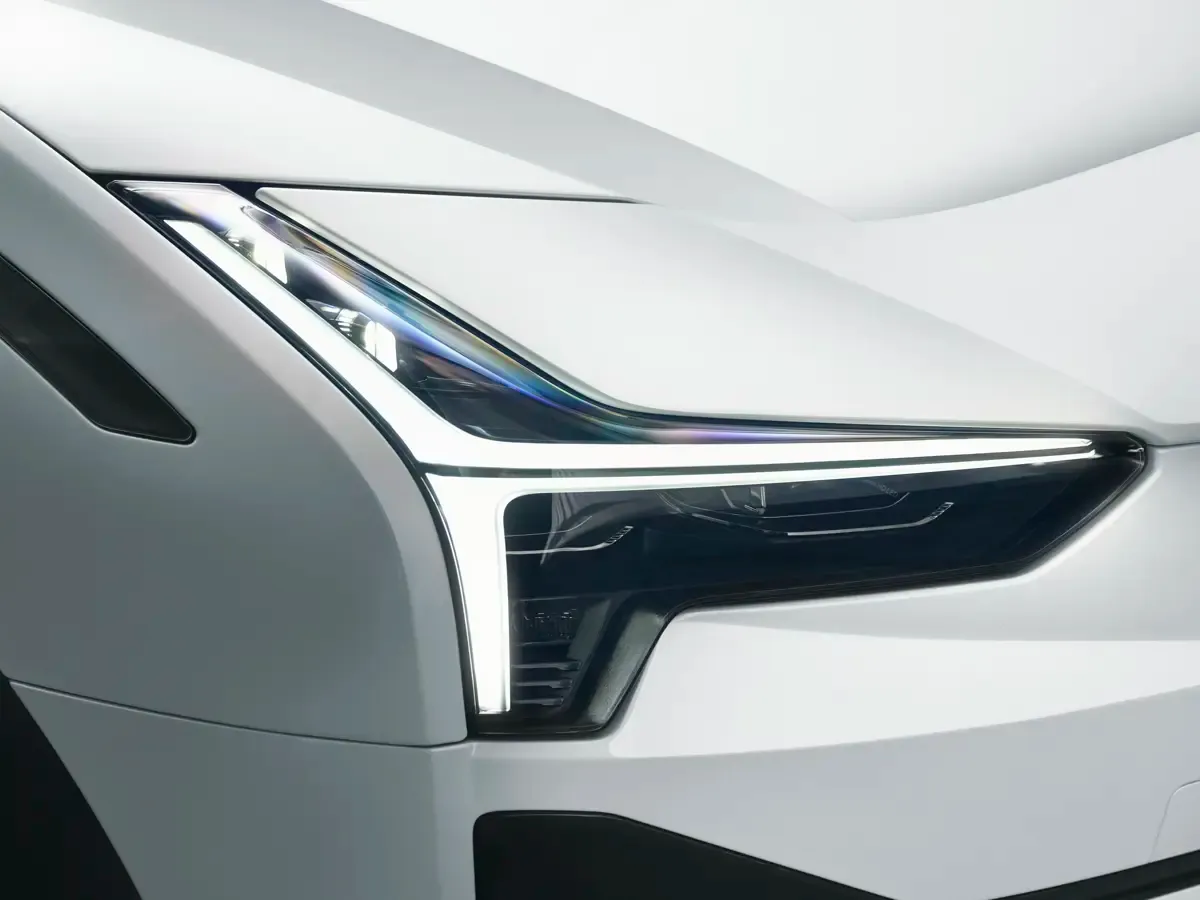 Elettronauti - Polestar 3 Long Range Dual Motor - Bianco - Esterno - Vista anteriore