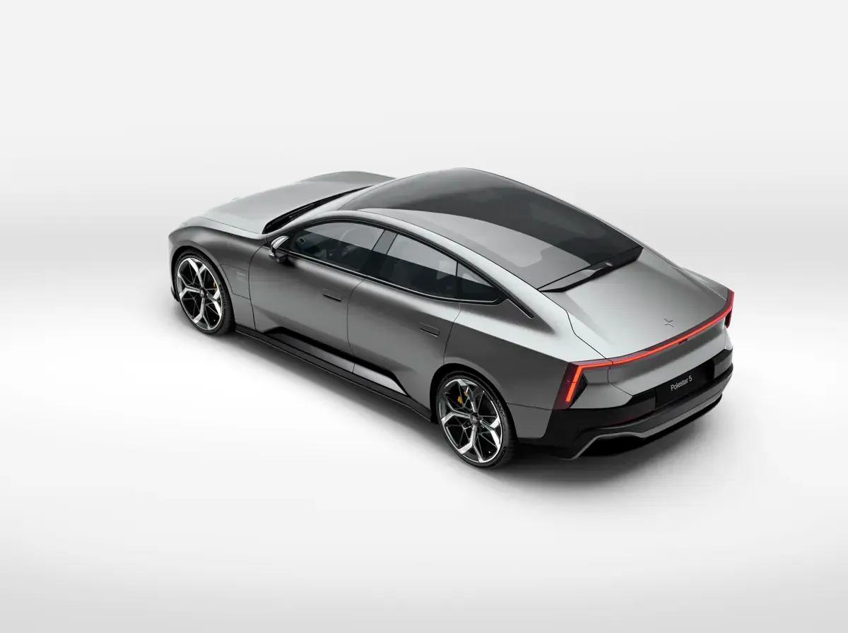 Elettronauti - Polestar 5 Dual Motor Performance - Bianco - Esterno - Vista anteriore a tre quarti