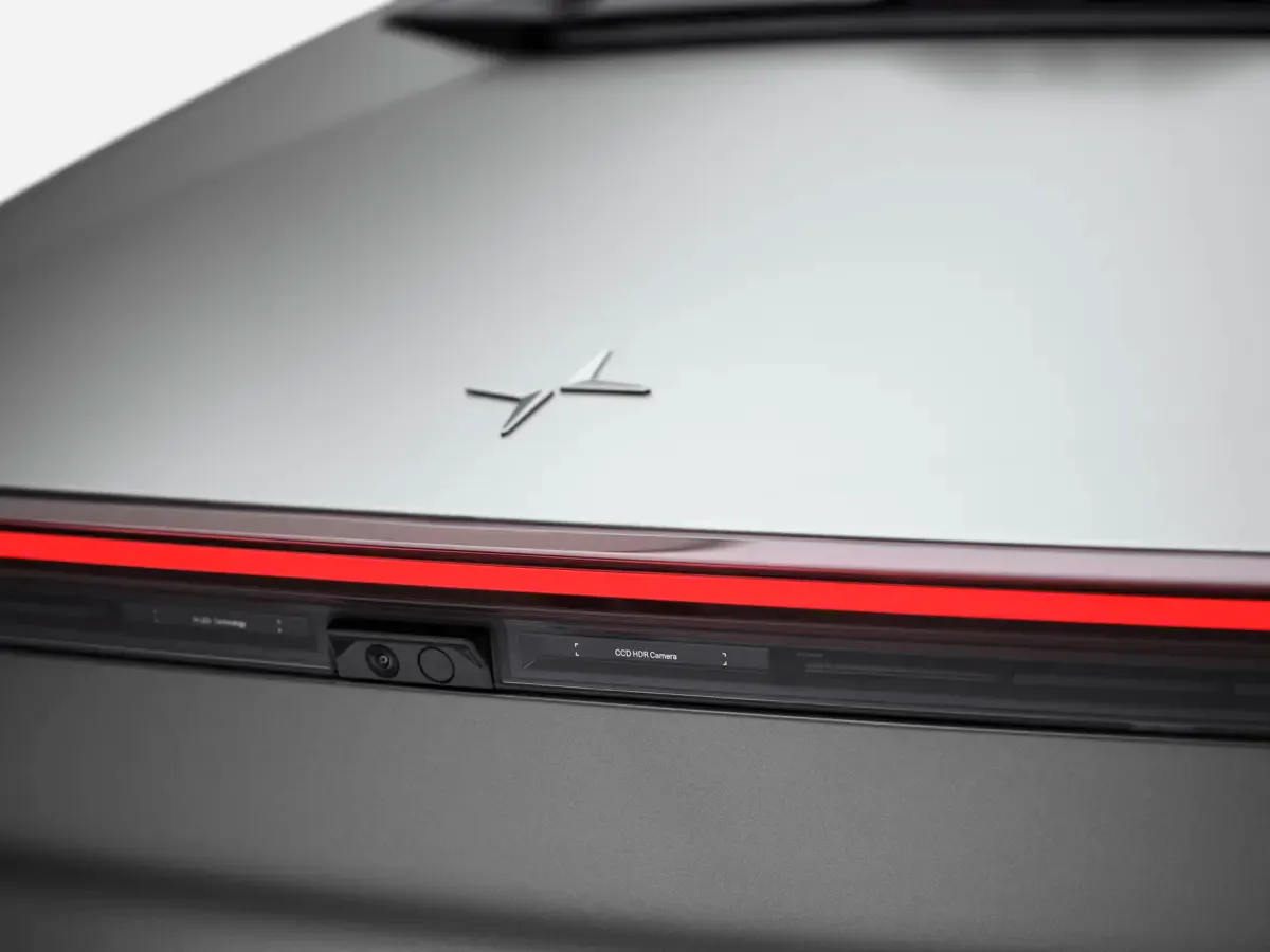 Elettronauti - Polestar 5 Dual Motor Performance - Bianco - Esterno - Vista anteriore a tre quarti