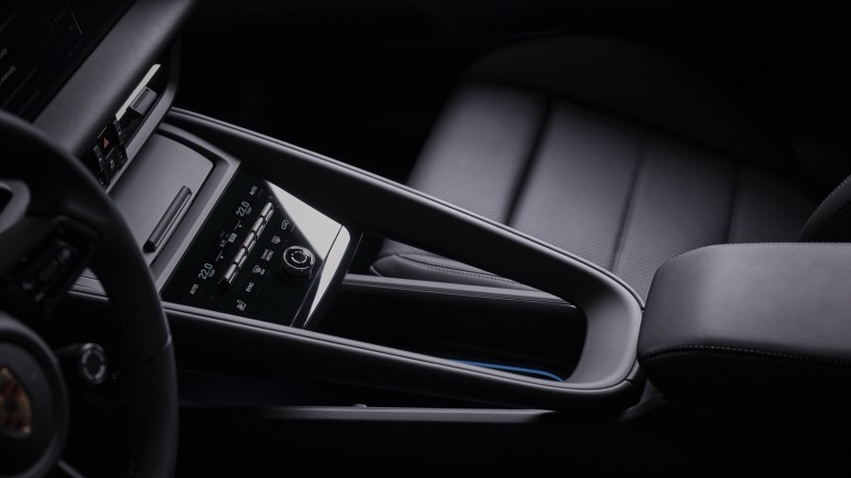 Porsche Macan 4 Electric (MY26)