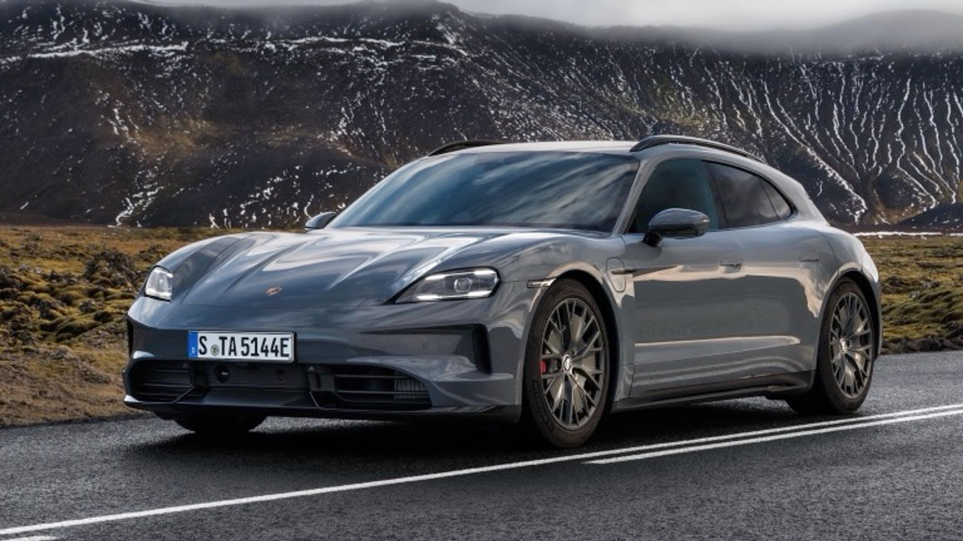 Porsche Taycan GTS Sport Turismo