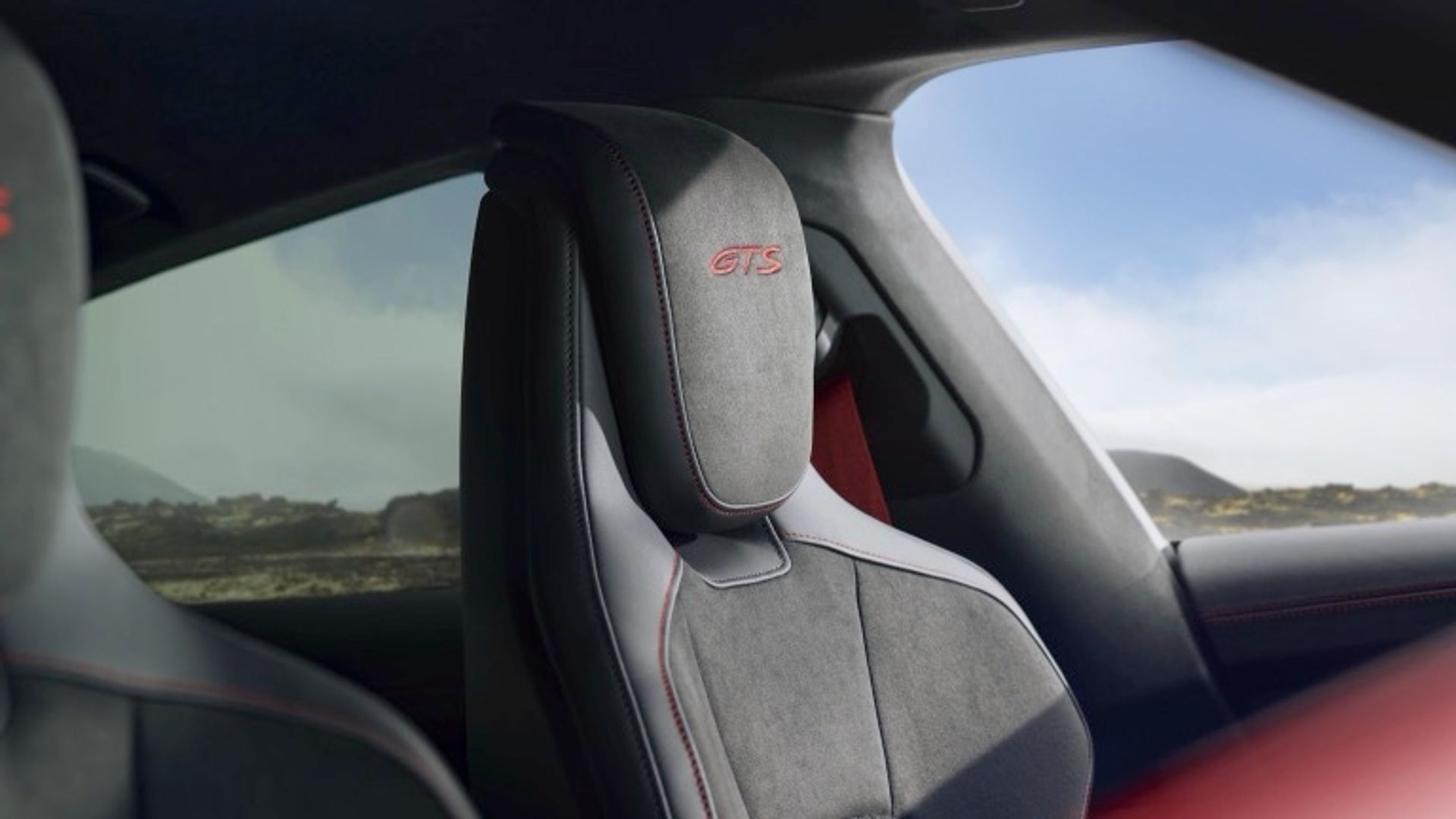 Porsche Taycan GTS Sport Turismo