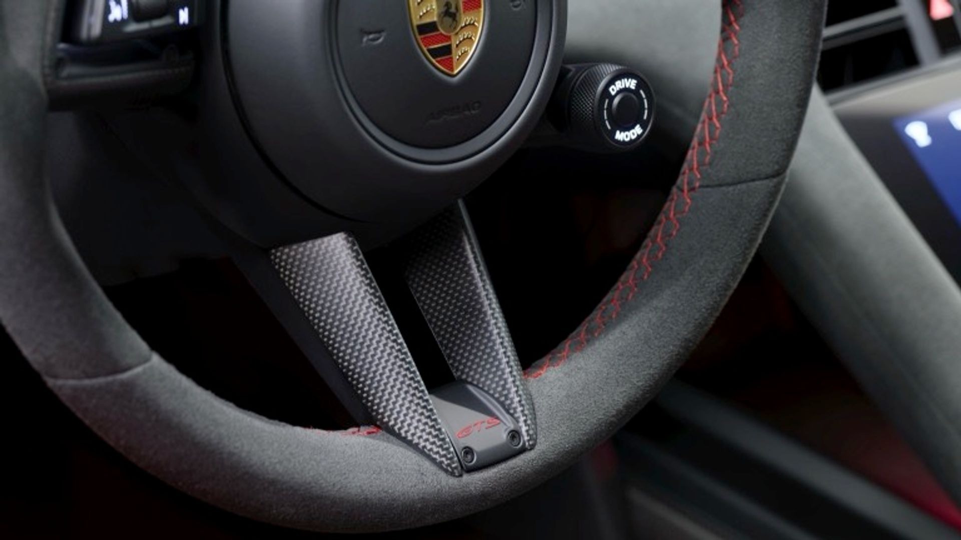 Porsche Taycan GTS Sport Turismo