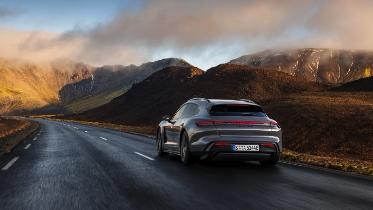 Porsche Taycan GTS Sport Turismo