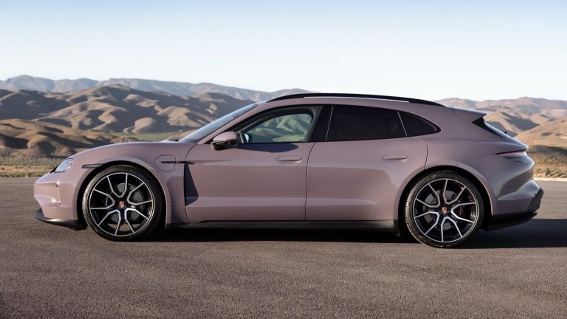 Porsche Taycan Plus Sport Turismo