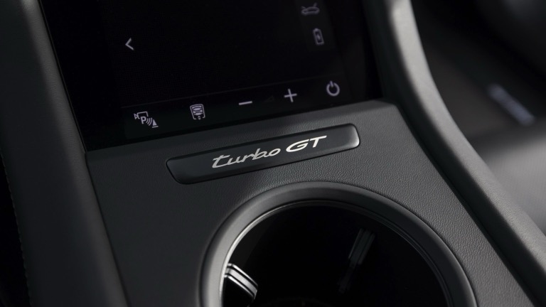 Porsche Taycan Turbo GT Weissach