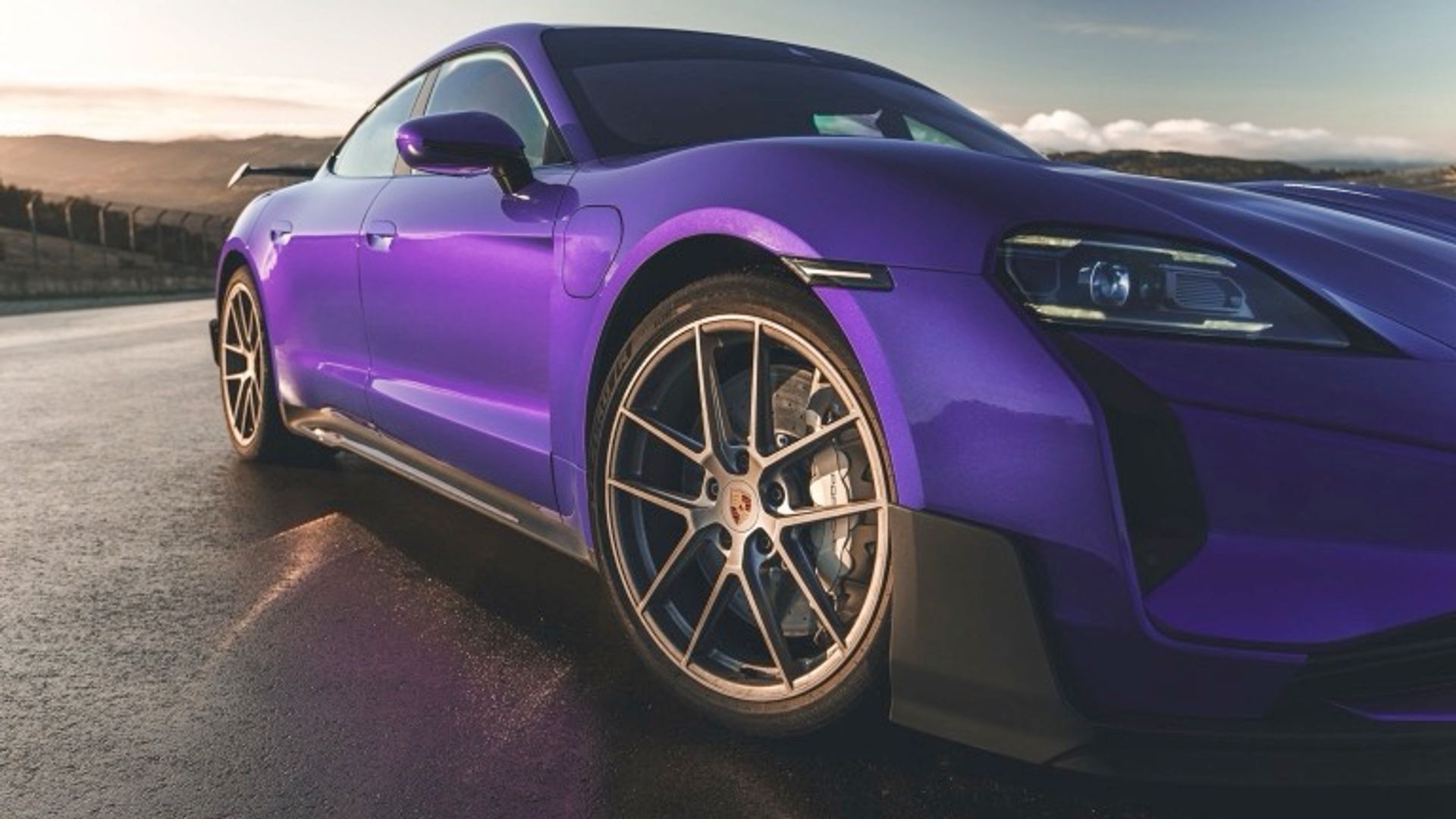 Porsche Taycan Turbo GT Weissach