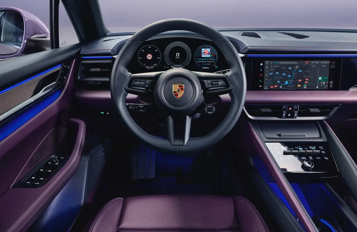 Elettronauti - Porsche Macan 4 - Plancia - Vista della plancia