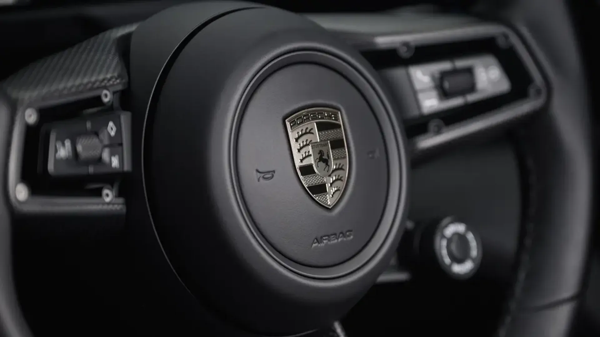 Elettronauti - Porsche Taycan Turbo S Cross Turismo - Verde - Esterno - Vista anteriore a tre quarti
