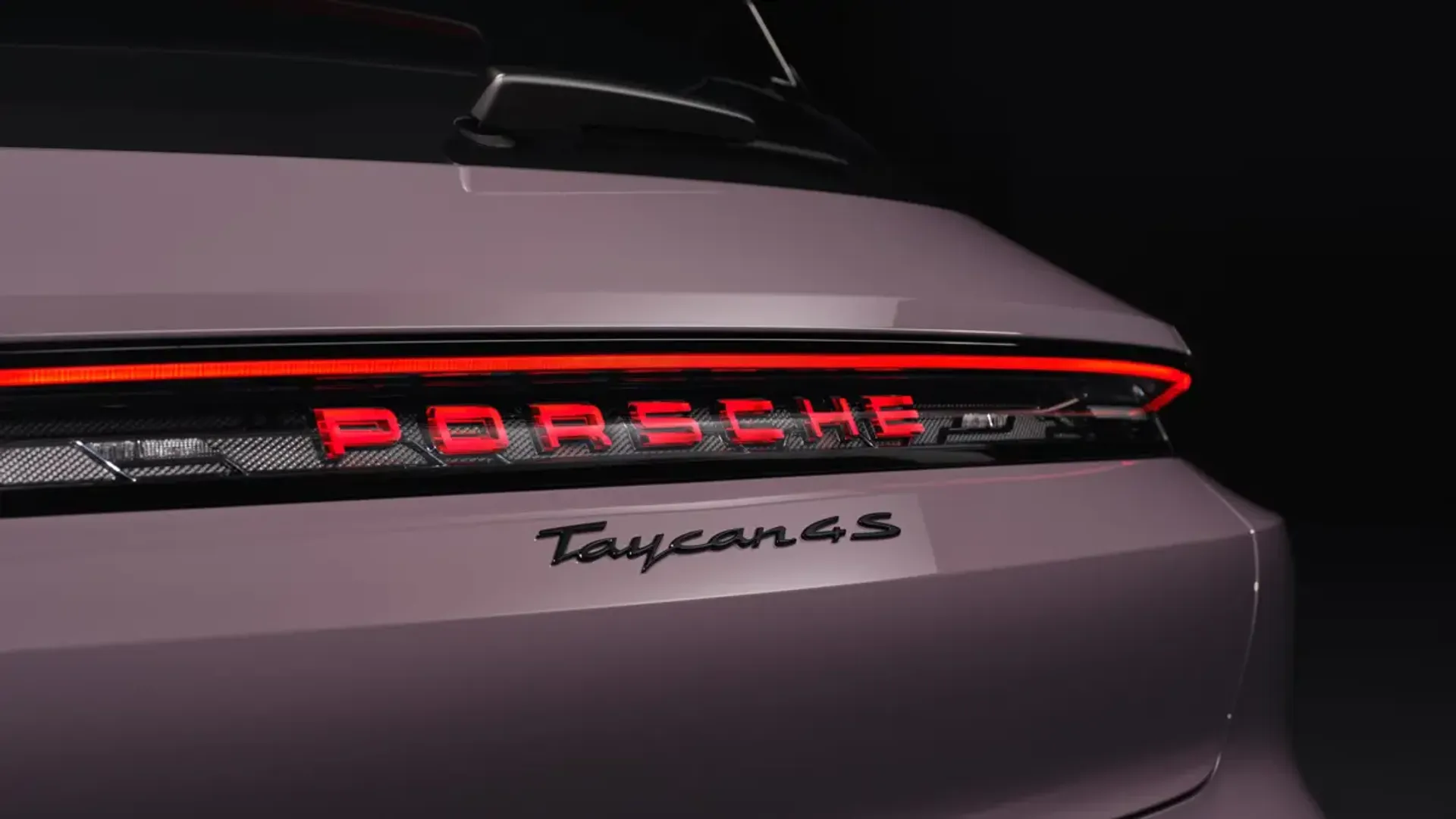 Elettronauti - Porsche Taycan 4S Sport Turismo - Grigio - Esterno - Vista posteriore