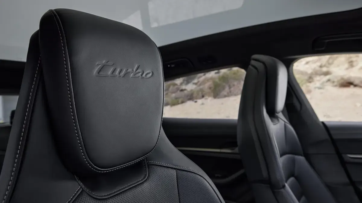 Elettronauti - Porsche Taycan Turbo S Cross Turismo - Sedili - Sedili anteriori