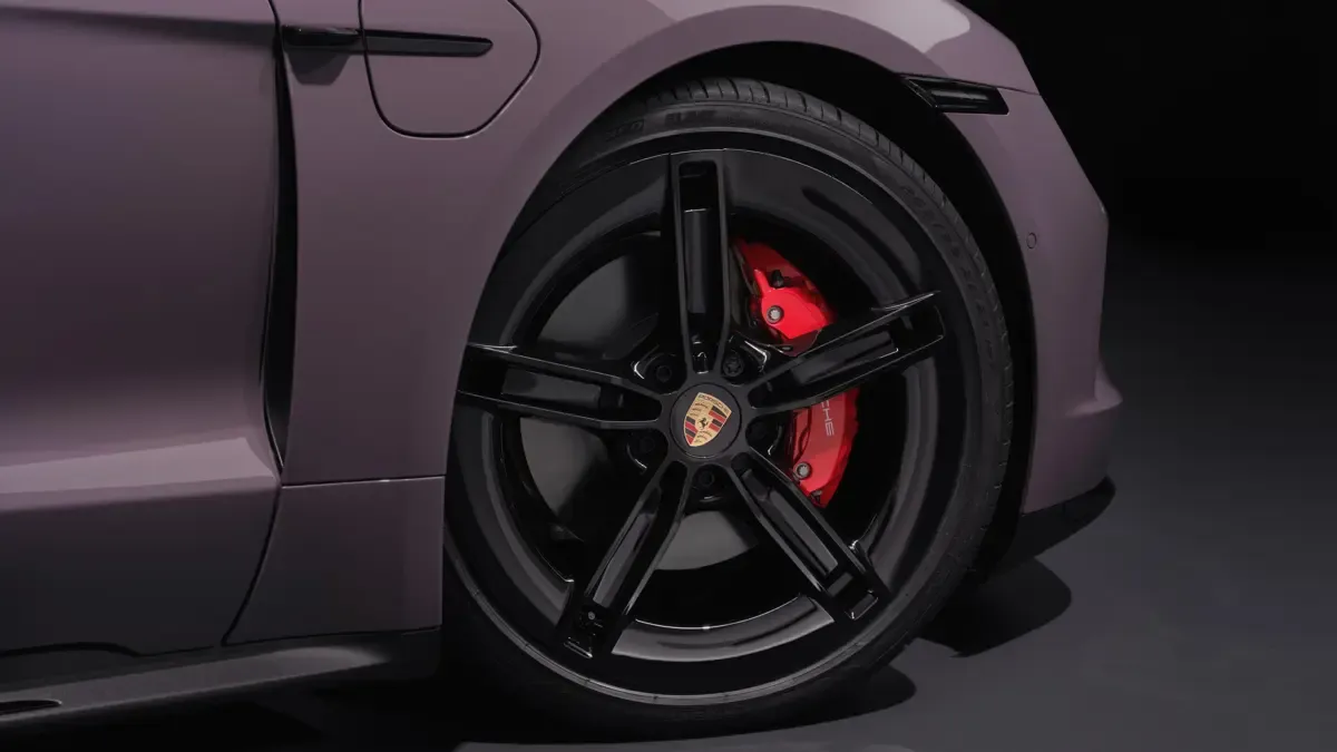 Elettronauti - Porsche Taycan 4S Sport Turismo - Argento - Cerchio