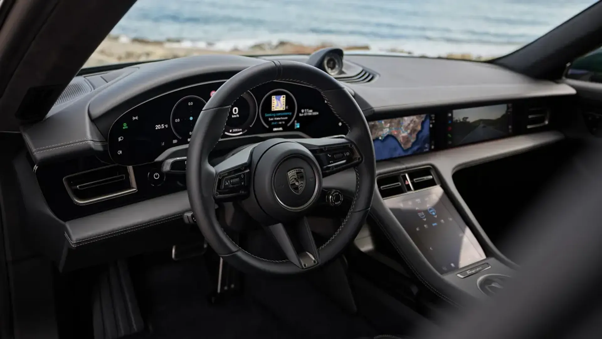 Elettronauti - Porsche Taycan Turbo Cross Turismo - Plancia - Vista della plancia
