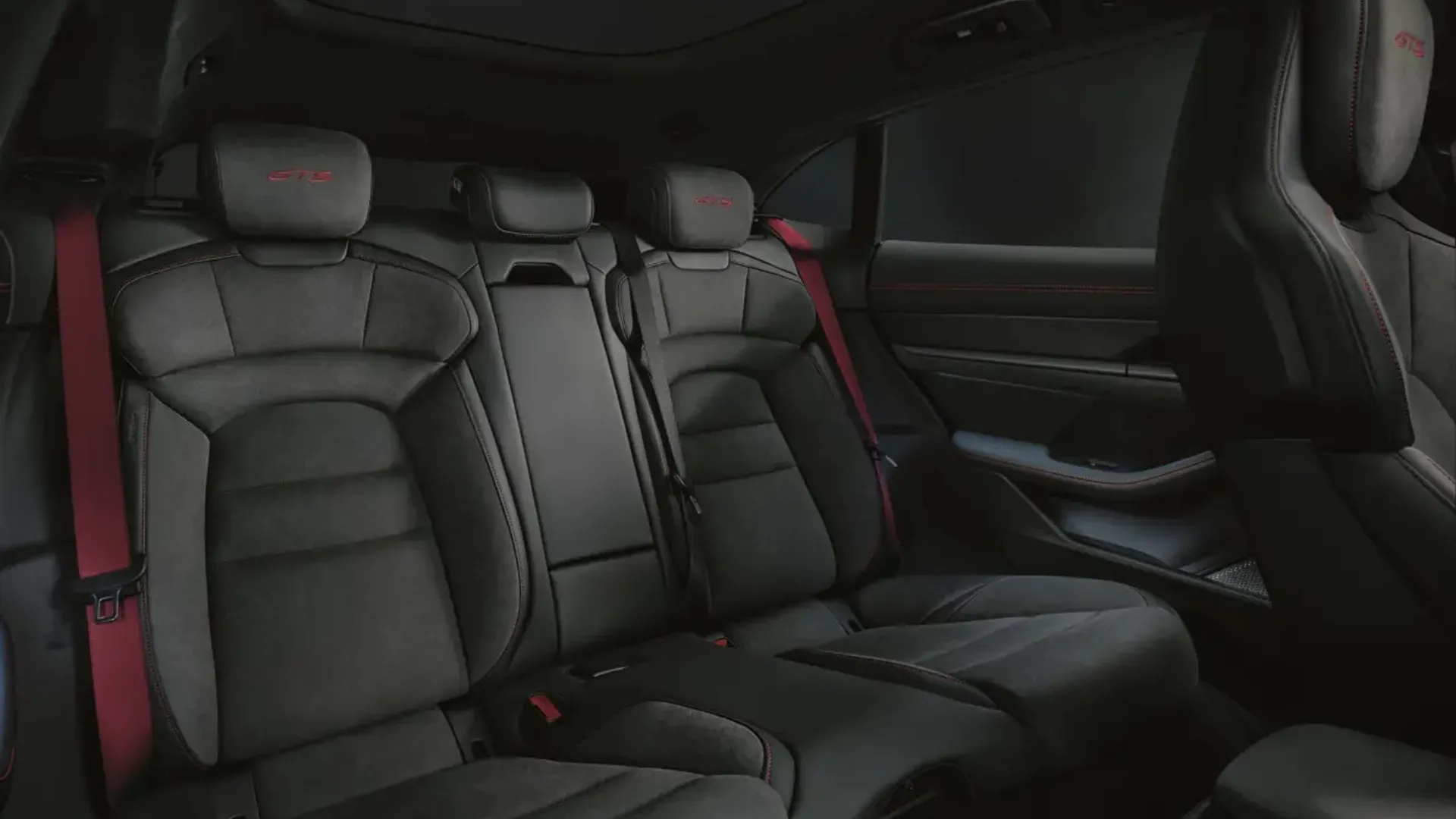 Elettronauti - Porsche Taycan GTS Sport Turismo - Sedili - Sedili posteriori