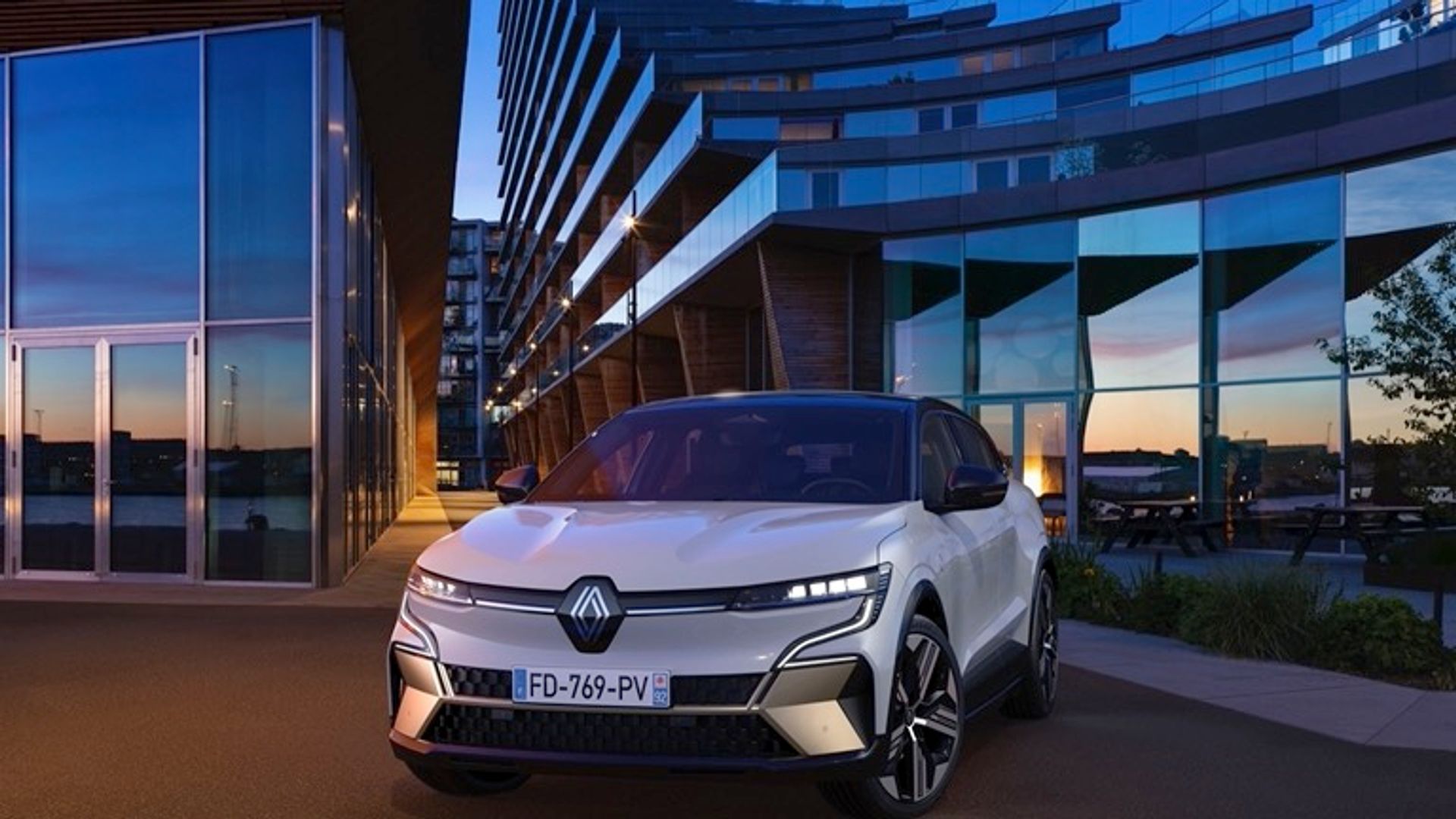 Renault Megane E-Tech EV60 220hp (TU2025)