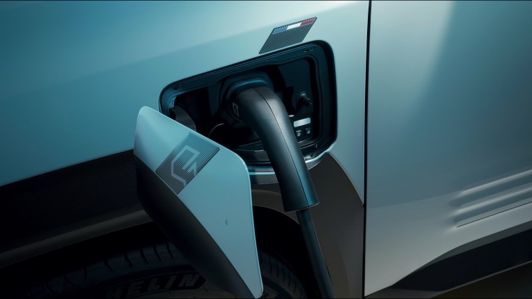 Renault 4 E-Tech 52kWh 150hp