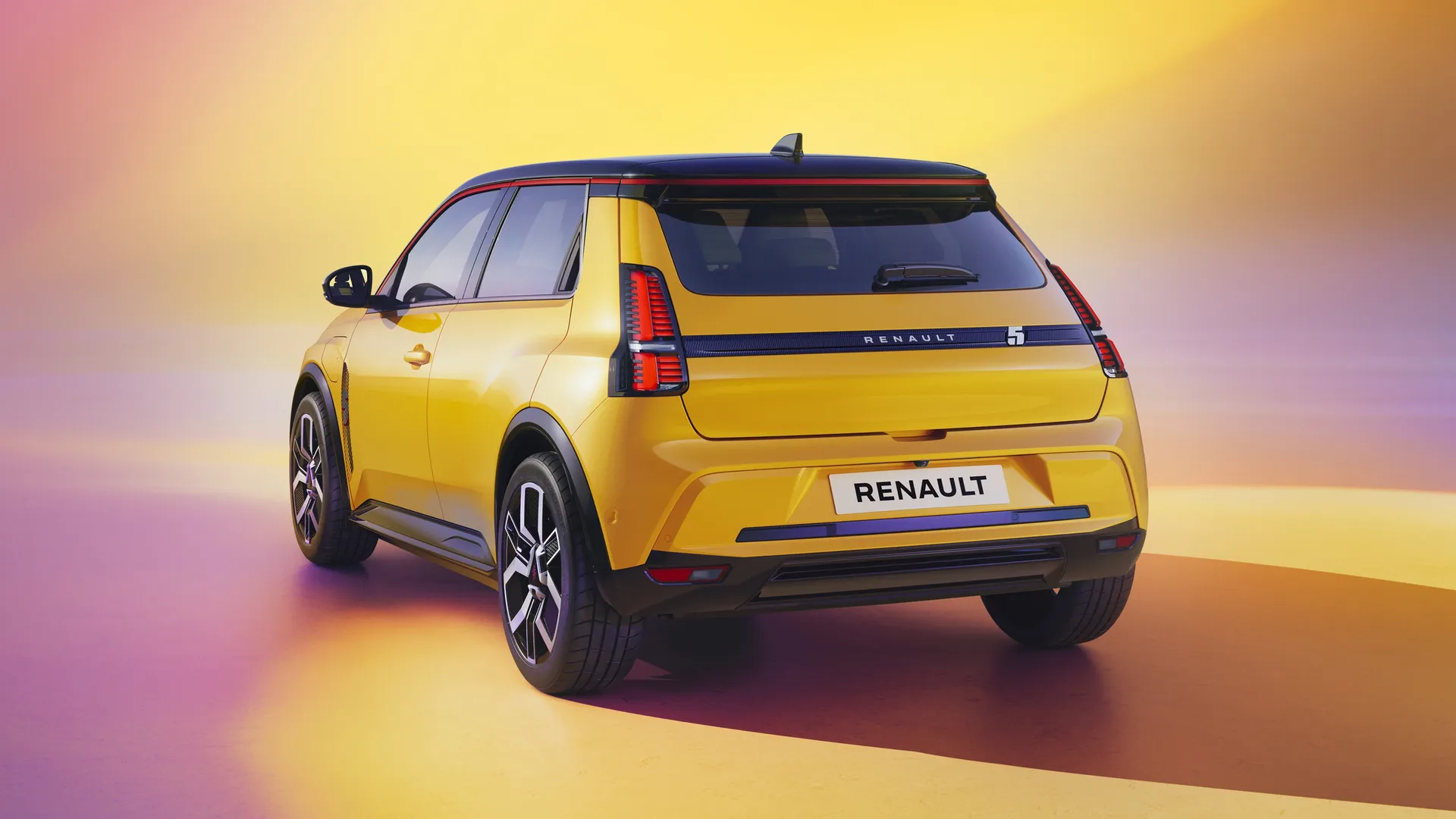 Elettronauti - Renault 5 e-tech