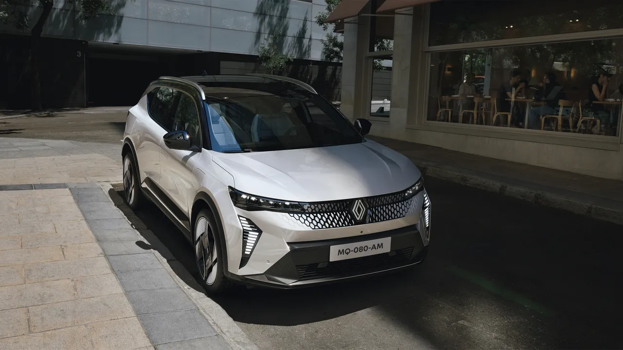 Elettronauti - Renault Scenic e-Tech