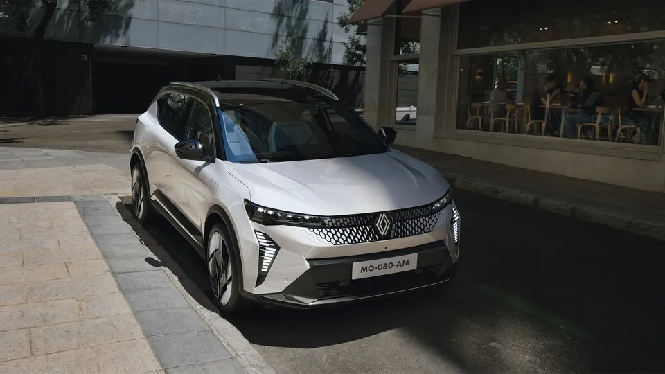 Elettronauti - Renault Scenic e-Tech