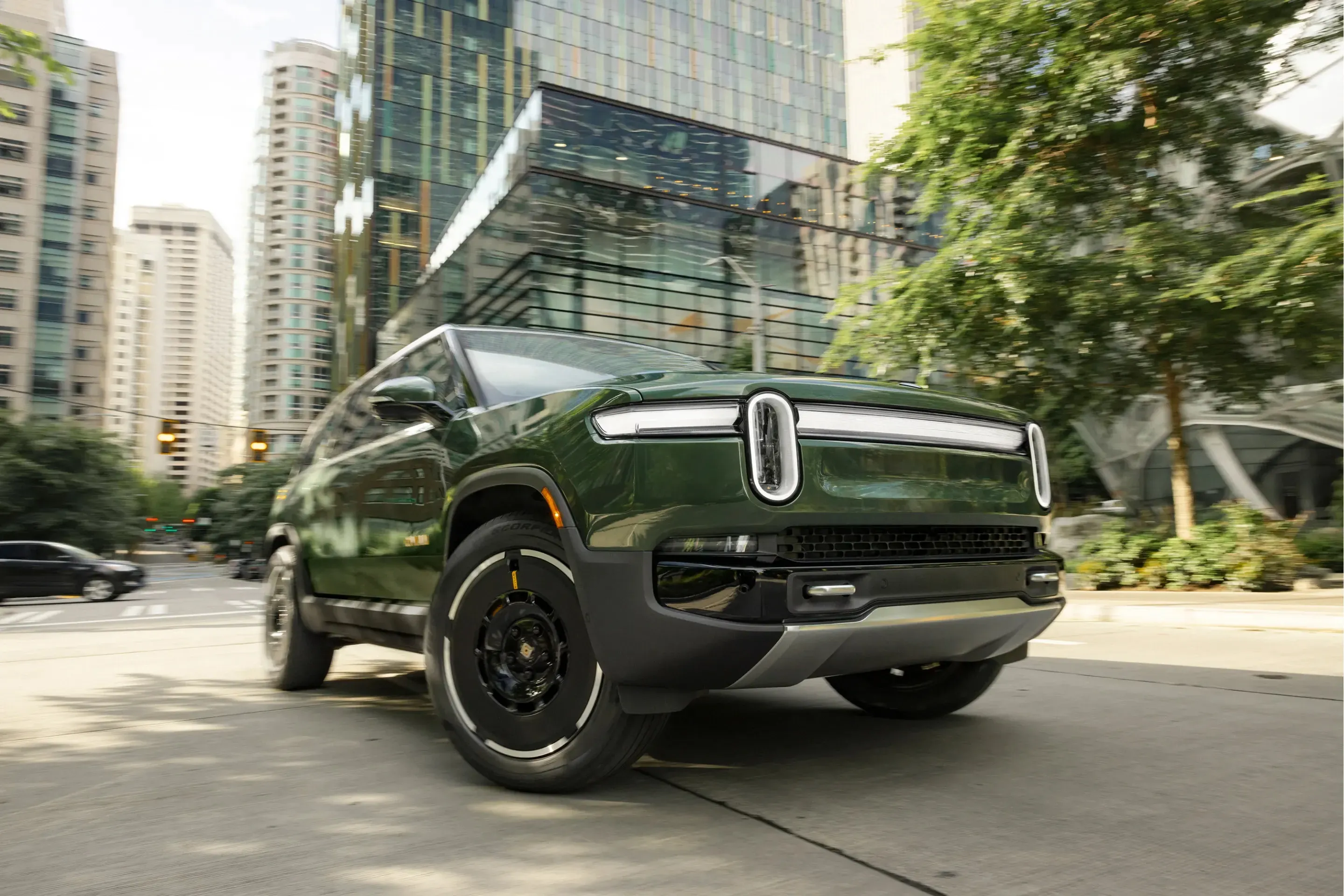 Rivian R1S Dual-Motor AWD LP