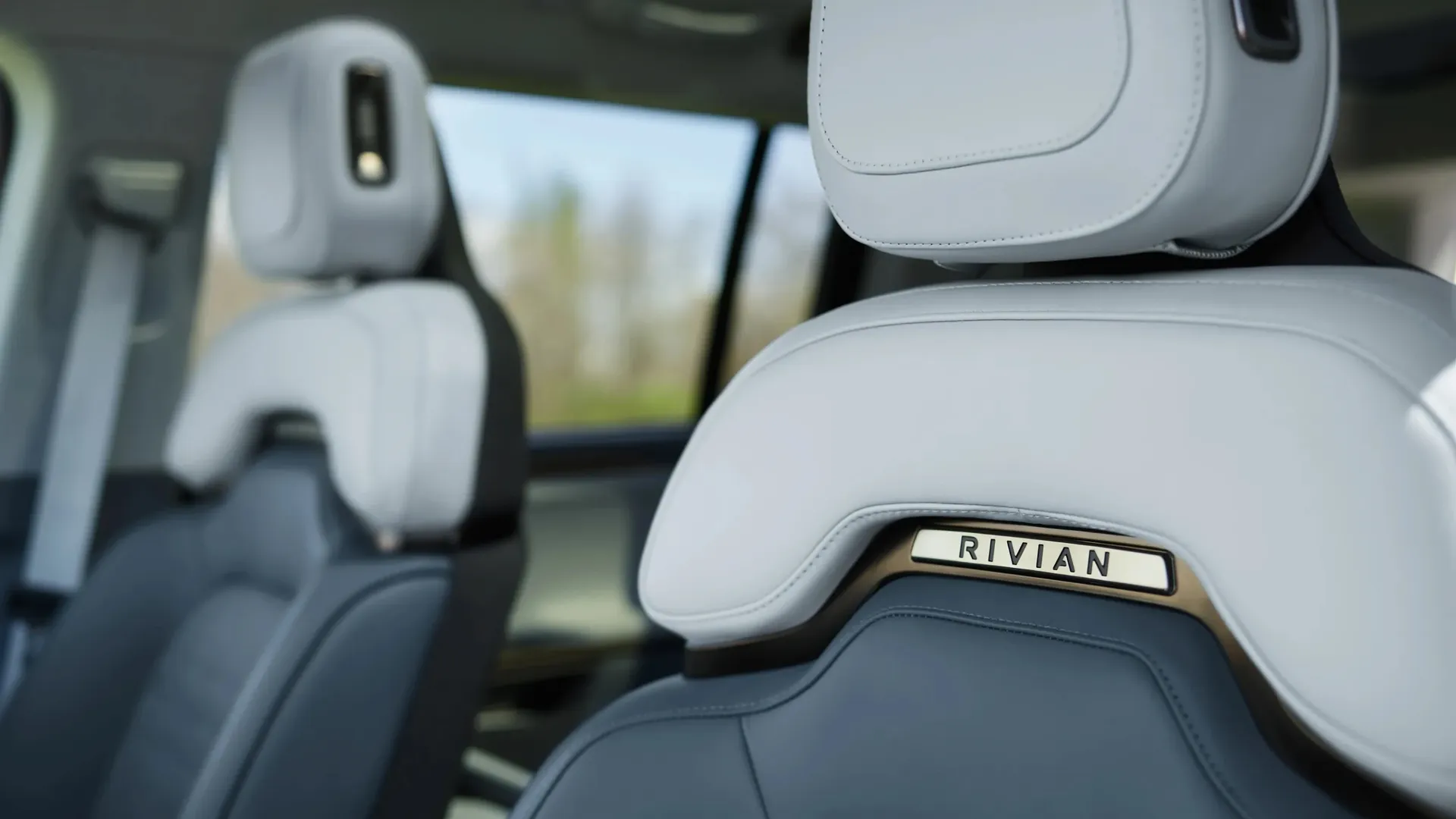 Rivian R1S Performance Dual-Motor AWD MP