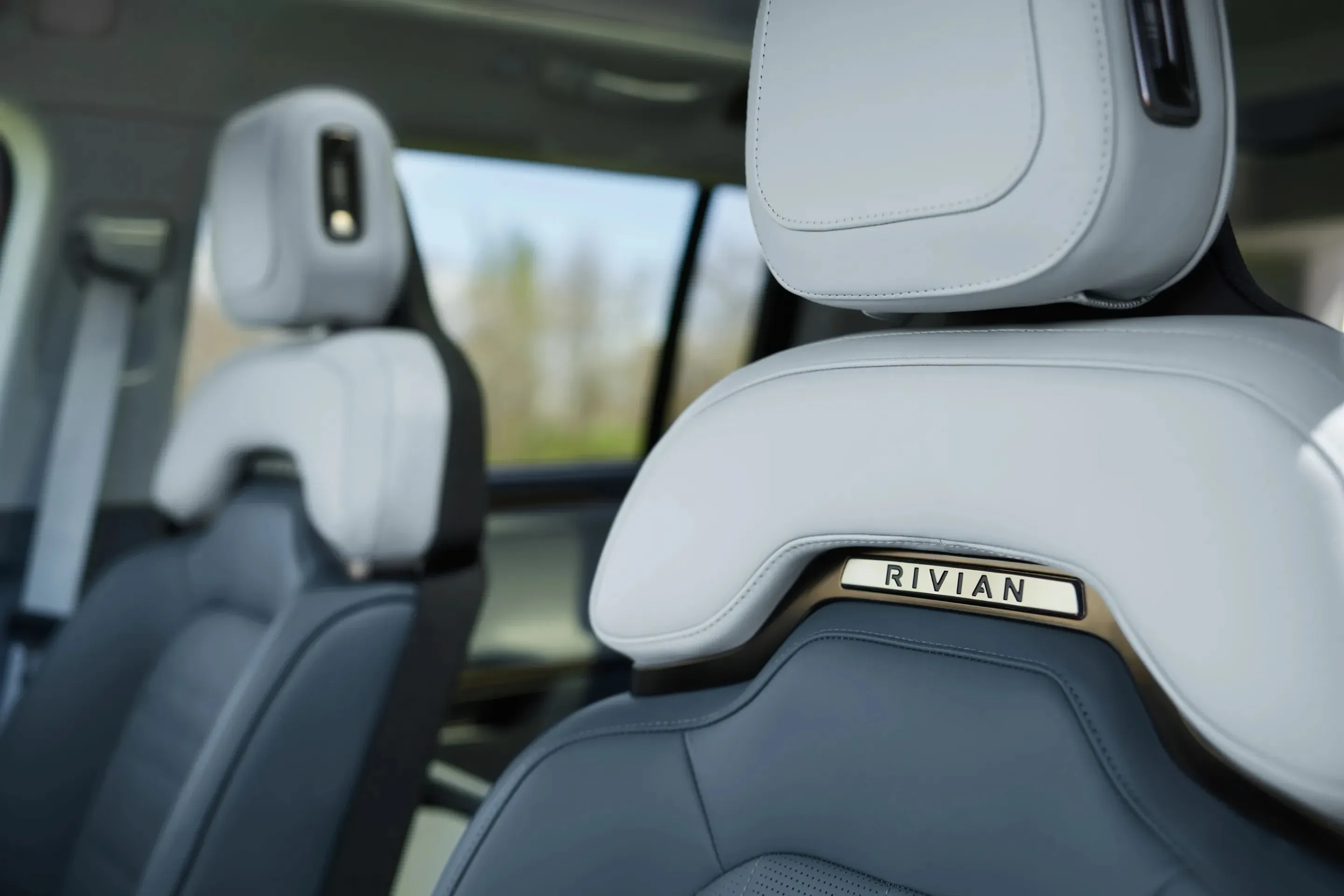 Rivian R1S Performance Dual-Motor AWD MP