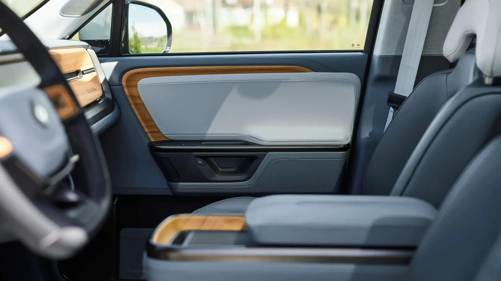 Rivian R1S Performance Dual-Motor AWD MP