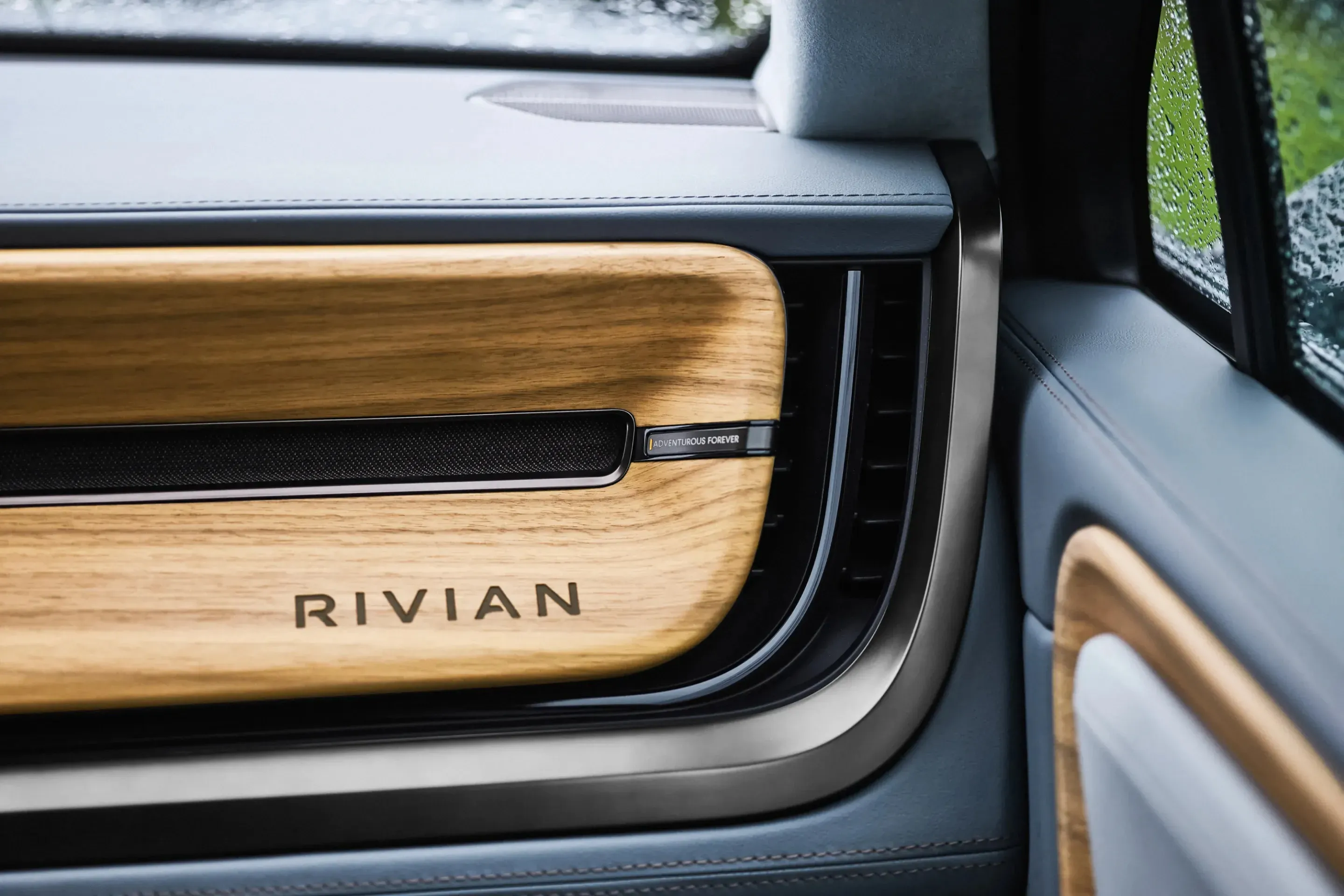 Rivian R1S Performance Dual-Motor AWD MP