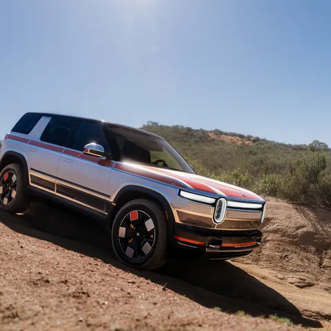 Rivian R2 Dual-Motor AWD