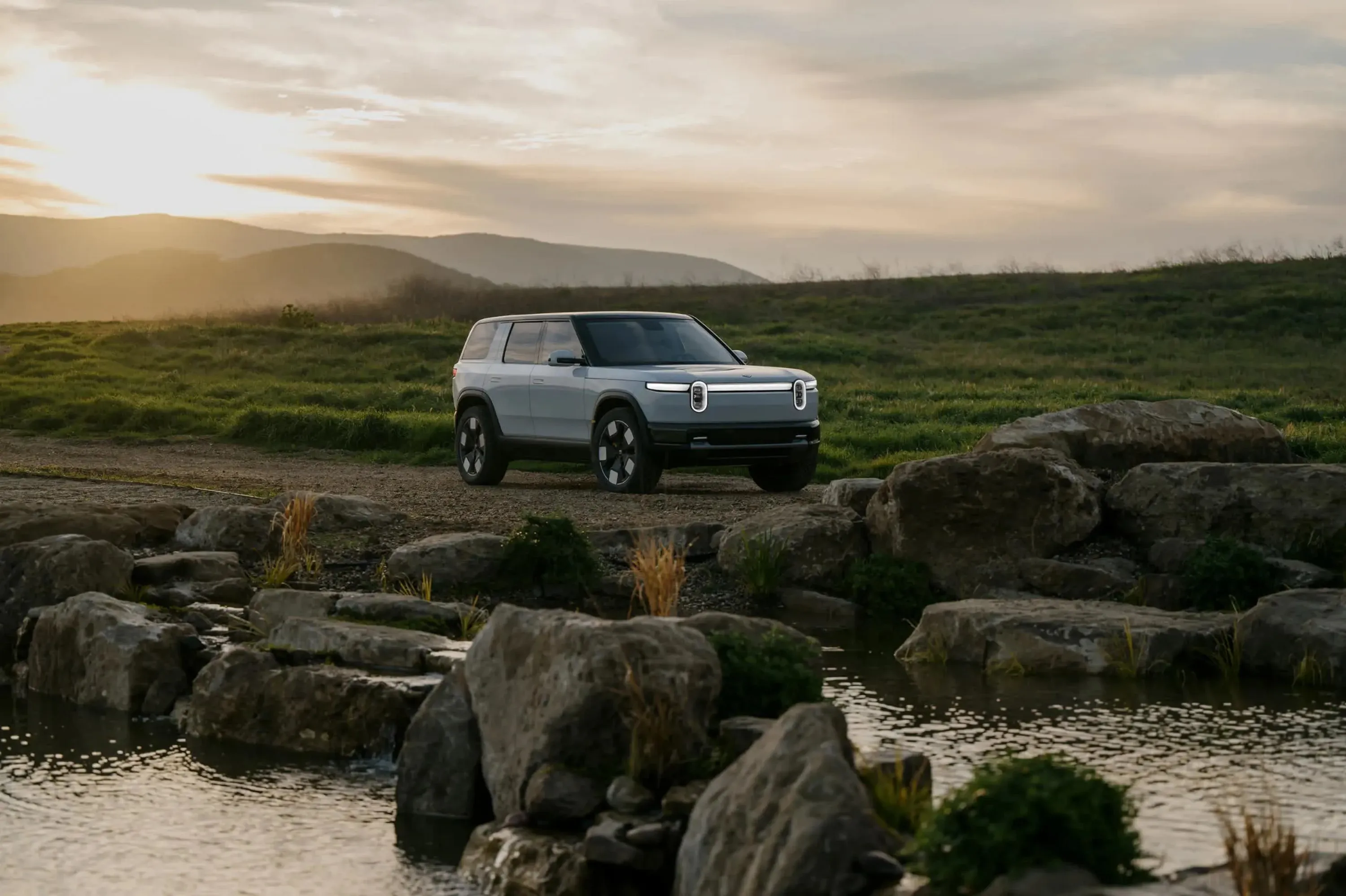 Rivian R2 Dual-Motor AWD