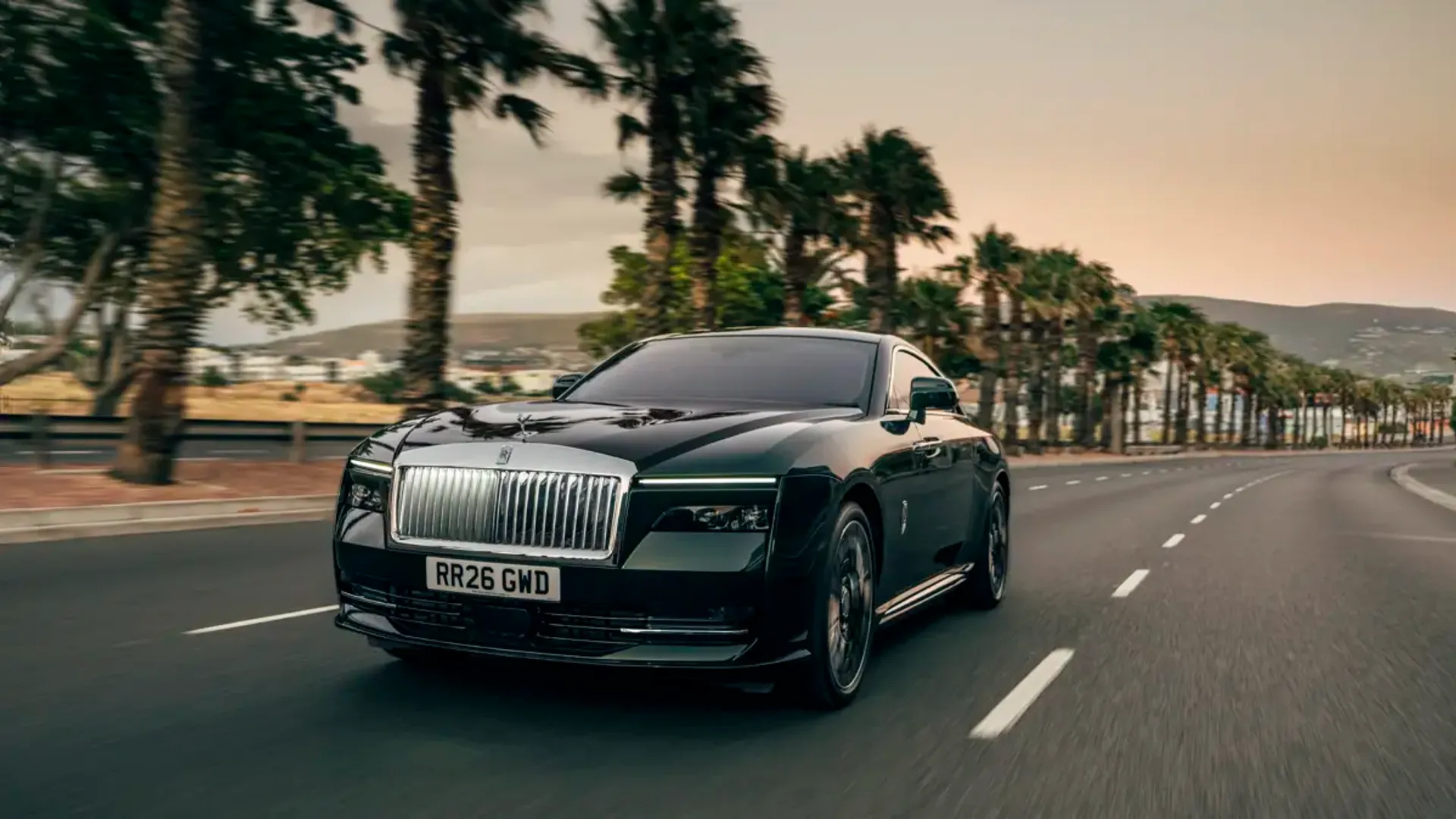 Elettronauti - Rolls-Royce Spectre Series II - Light Blue - Esterno - Vista anteriore a tre quarti
