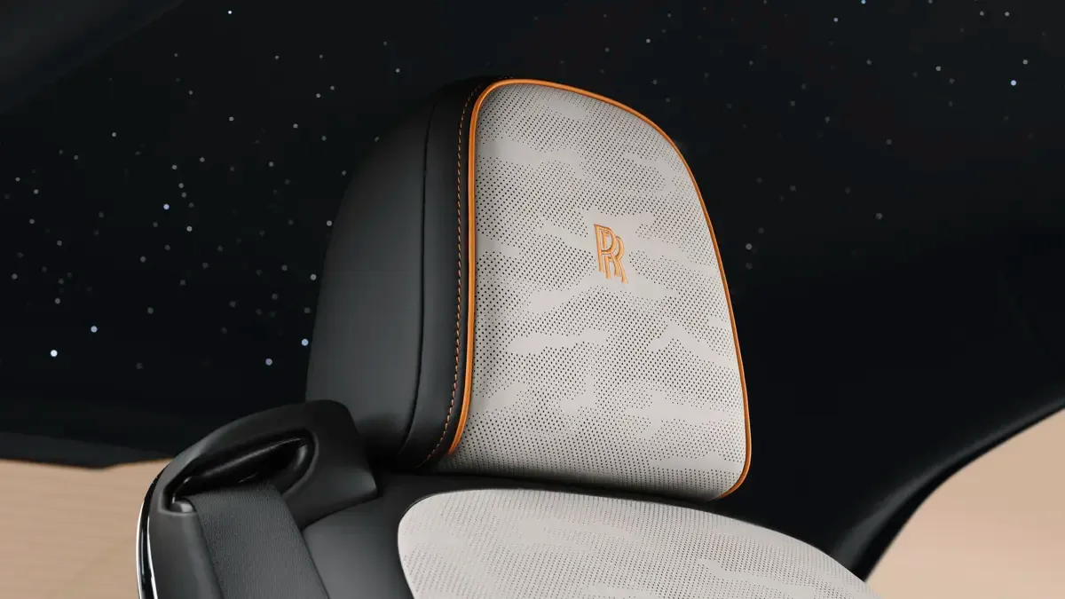 Elettronauti - Rolls-Royce Spectre Series II - Light Blue - Esterno - Vista anteriore a tre quarti