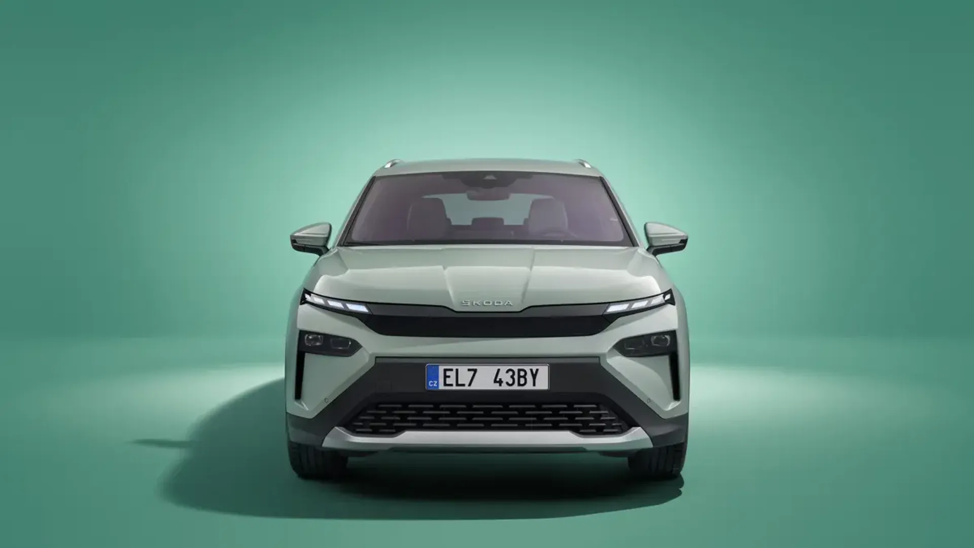 Elettronauti - Skoda Elroq 60 - Verde - Esterno - Vista anteriore a tre quarti