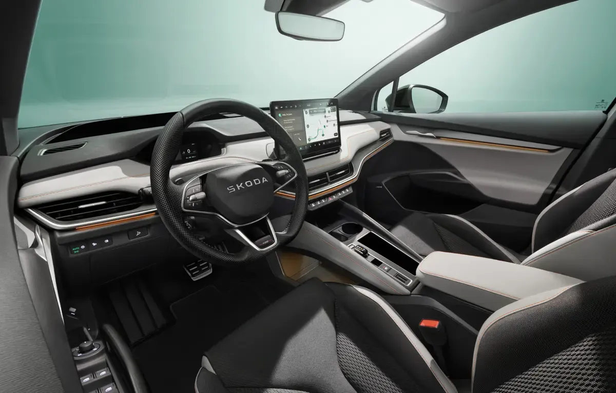 Elettronauti - Skoda Elroq 60 - Interni - Vista della plancia