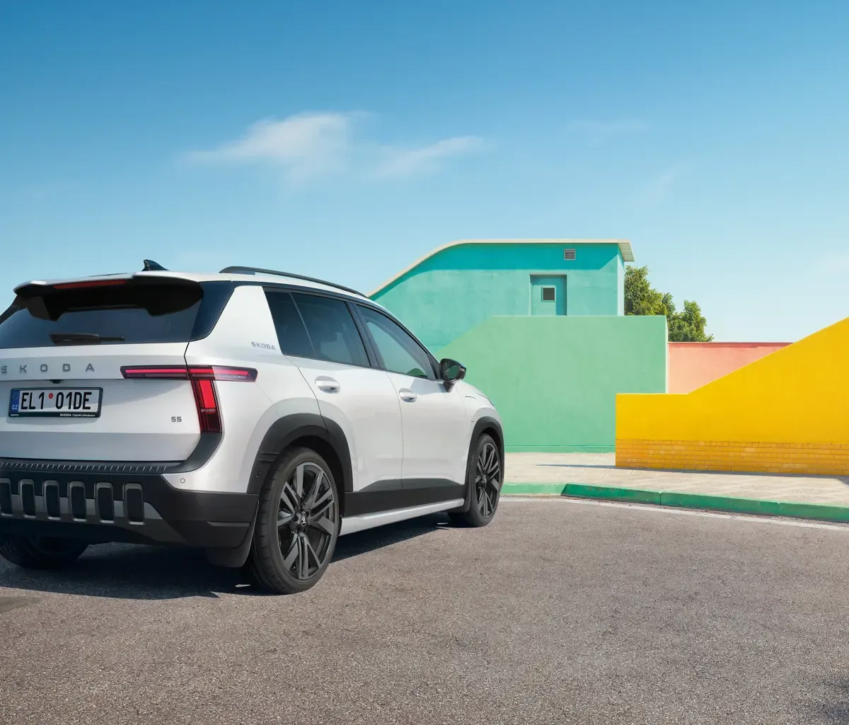 Elettronauti - Skoda Epiq 35 - Argento - Esterno - Vista anteriore a tre quarti