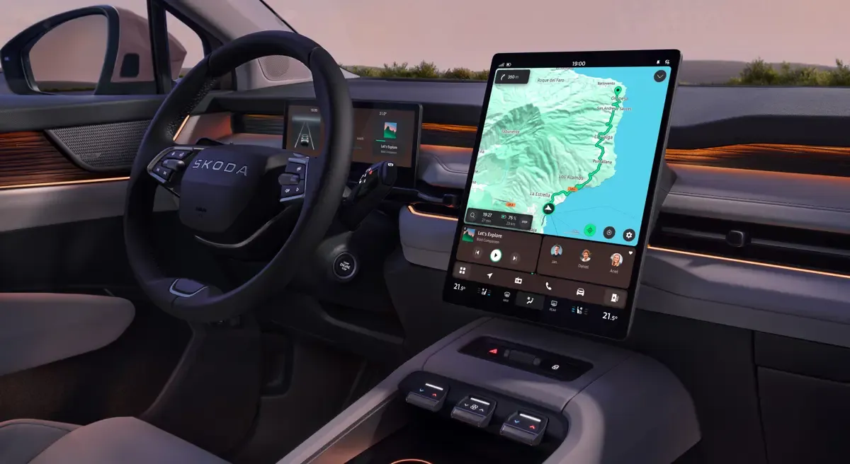 Elettronauti - Skoda Peaq 60 - Bianco - Infotainment - Vista anteriore a tre quarti